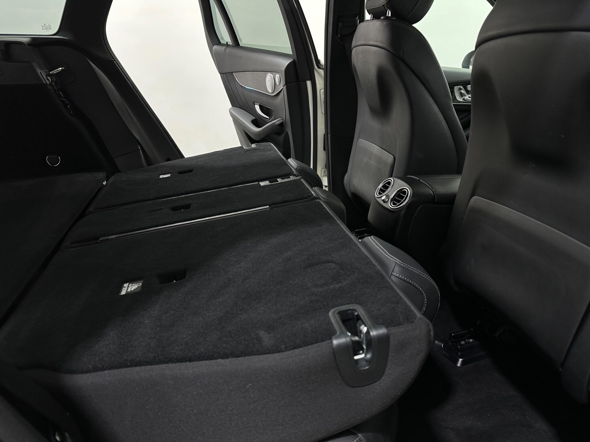 Mercedes-Benz GLC view 46