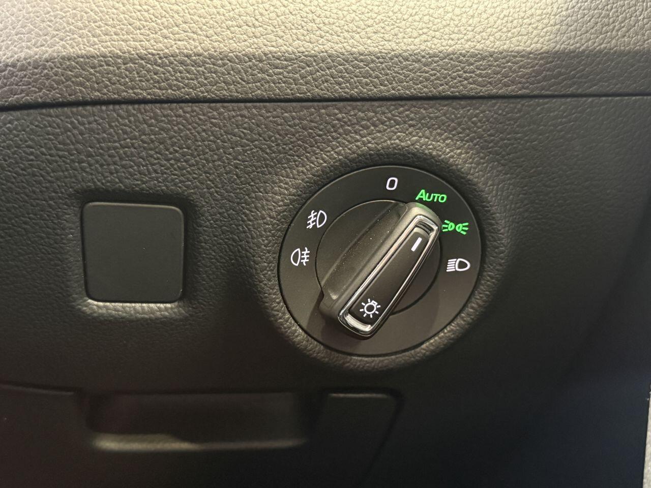 Skoda Superb view 36