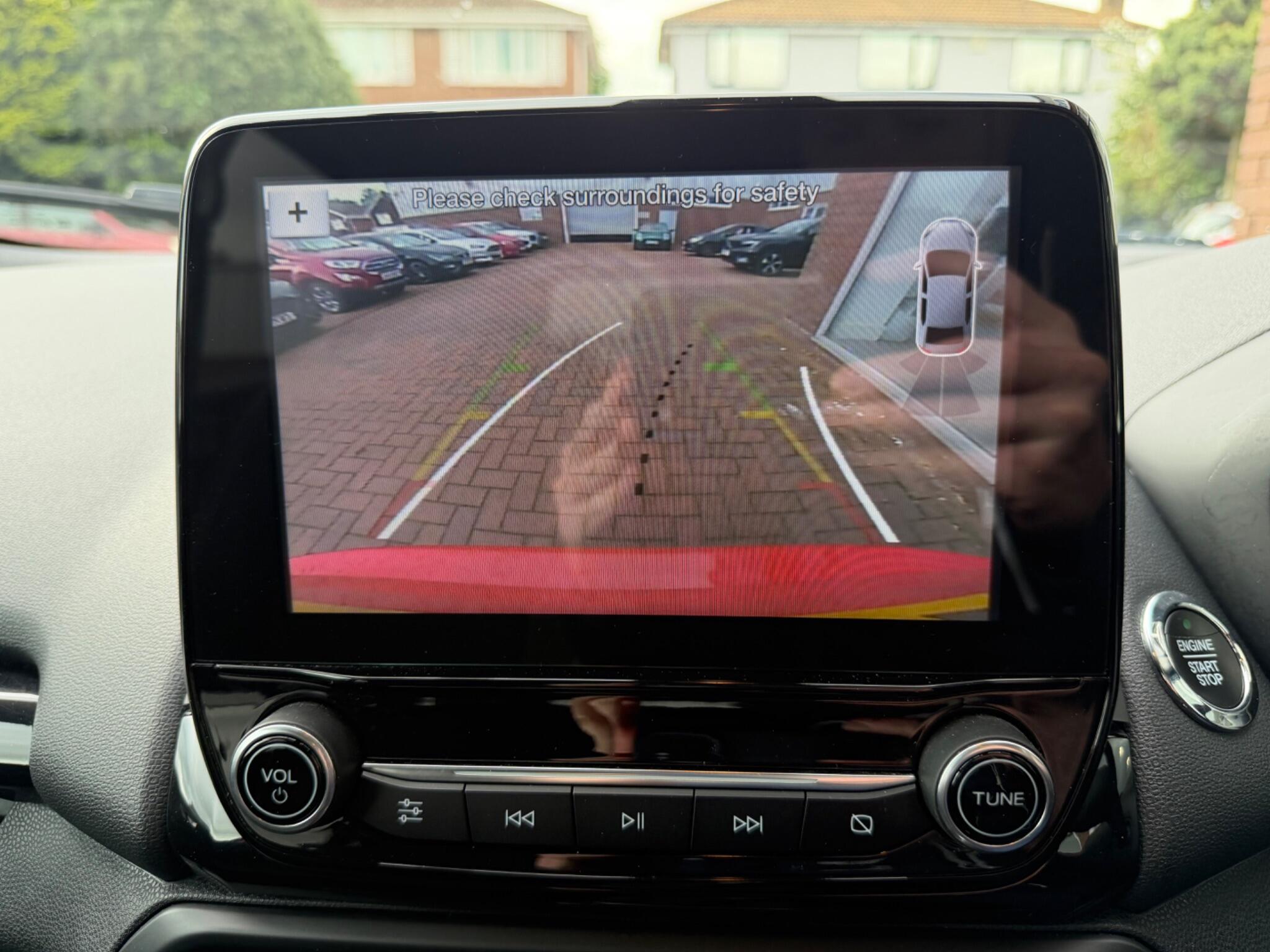 Ford Ecosport view 72