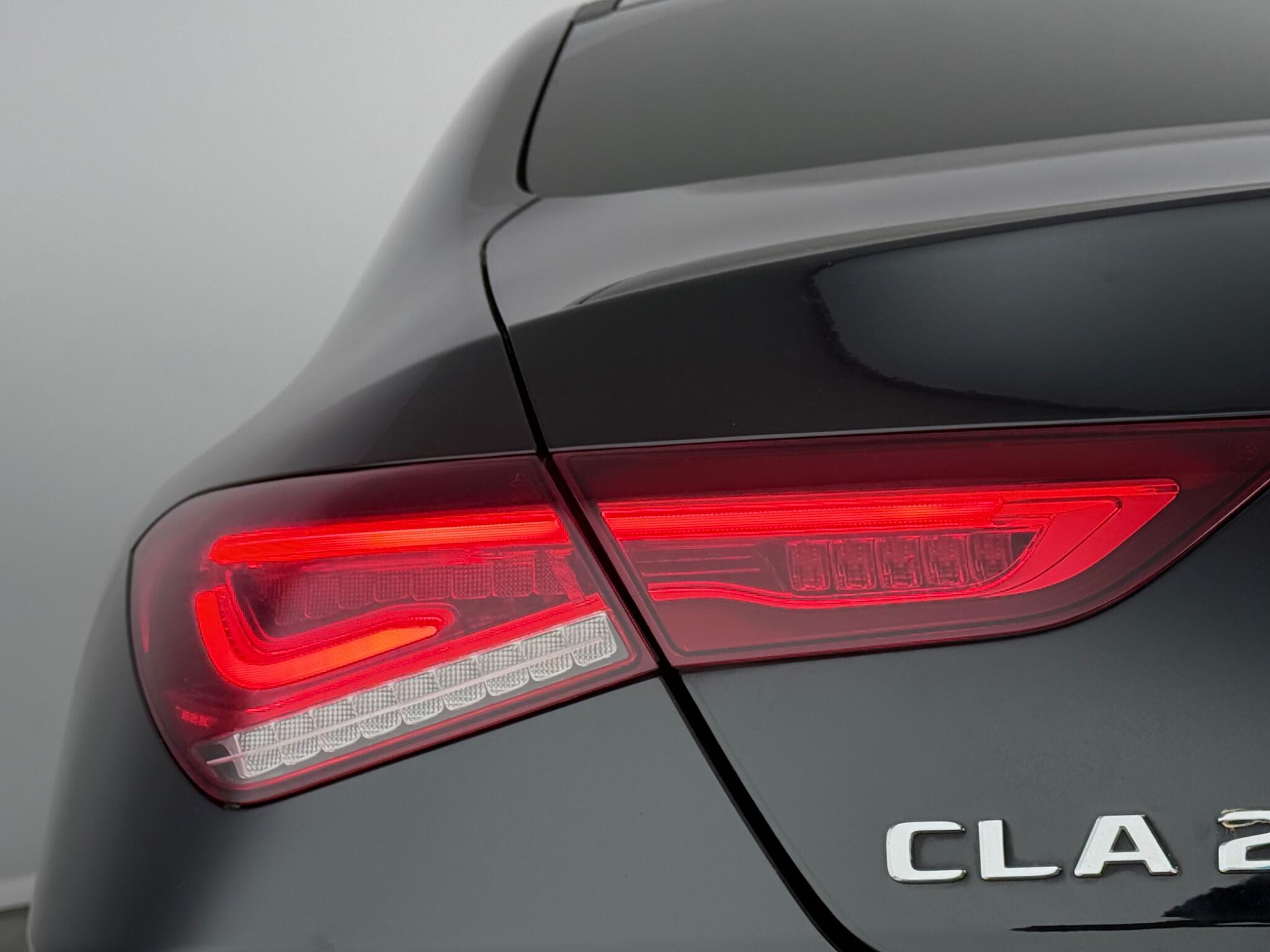 Mercedes-Benz Cla view 7