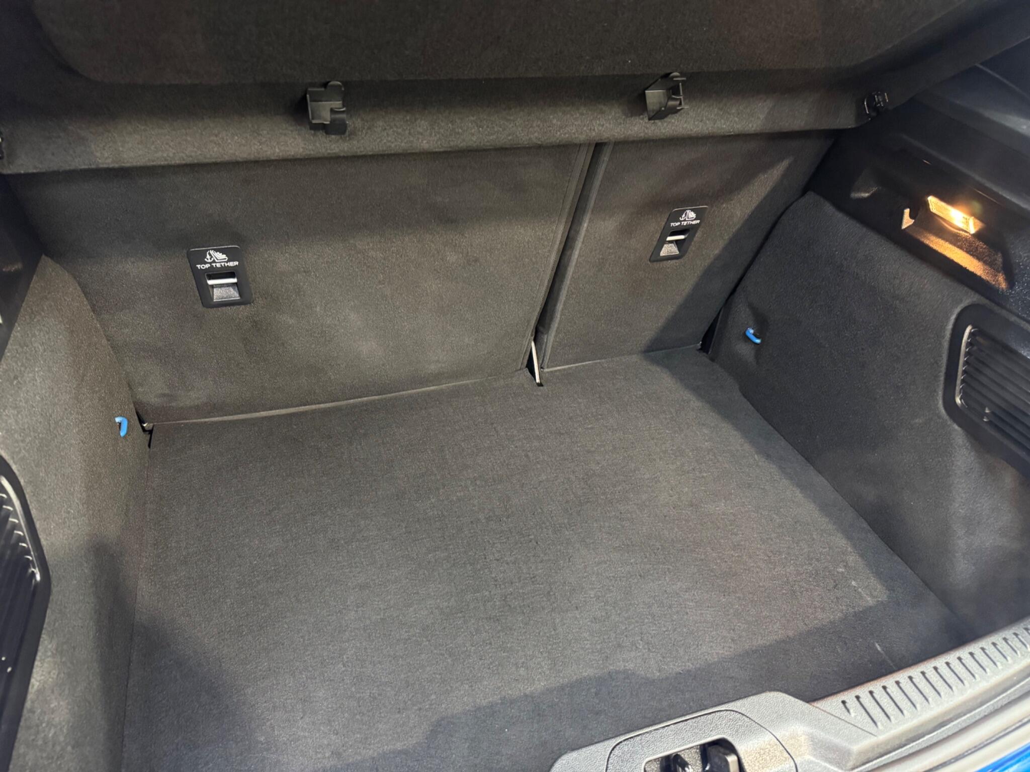 Ford Focus view 10