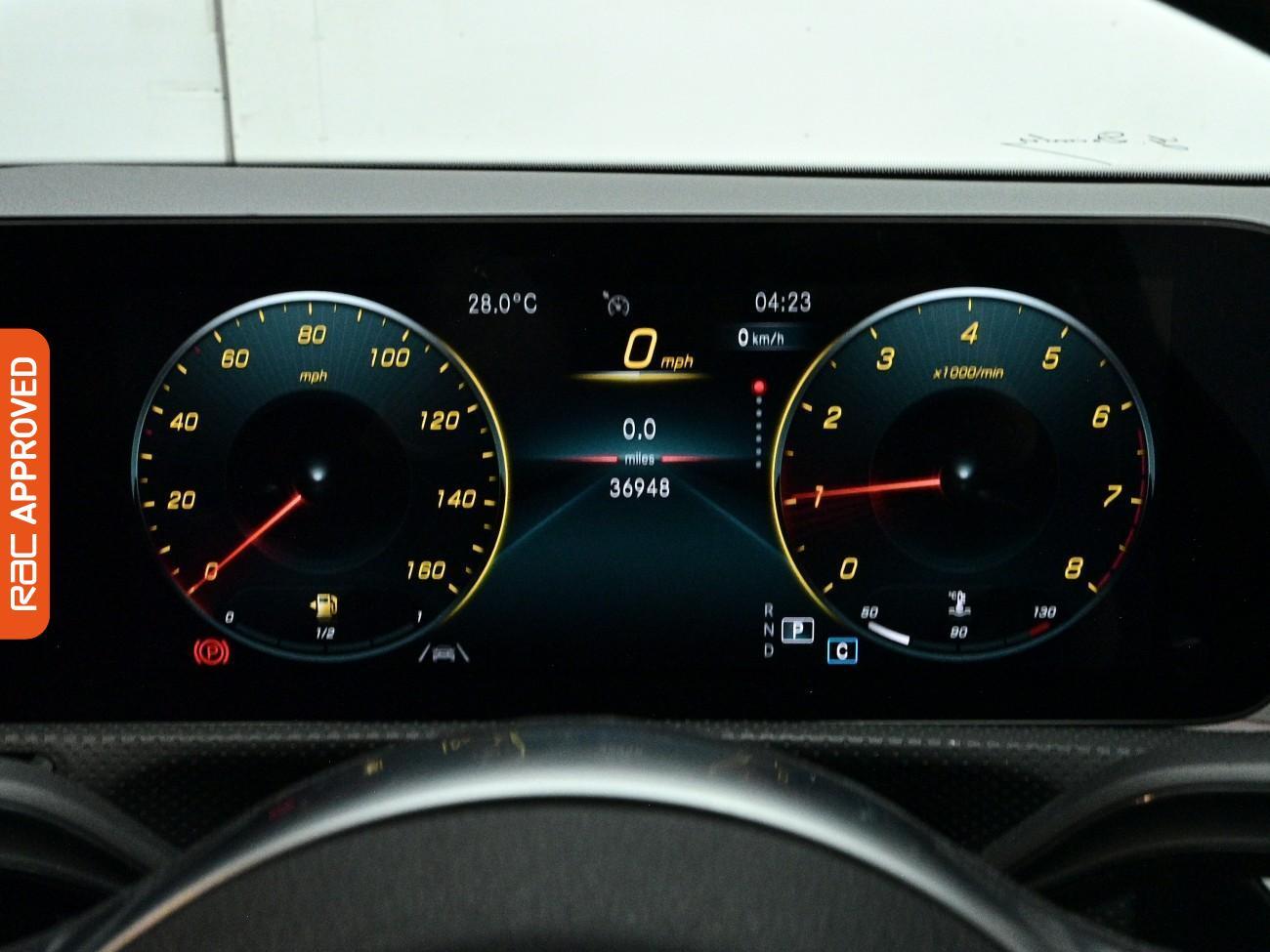Mercedes-Benz CLA view 11