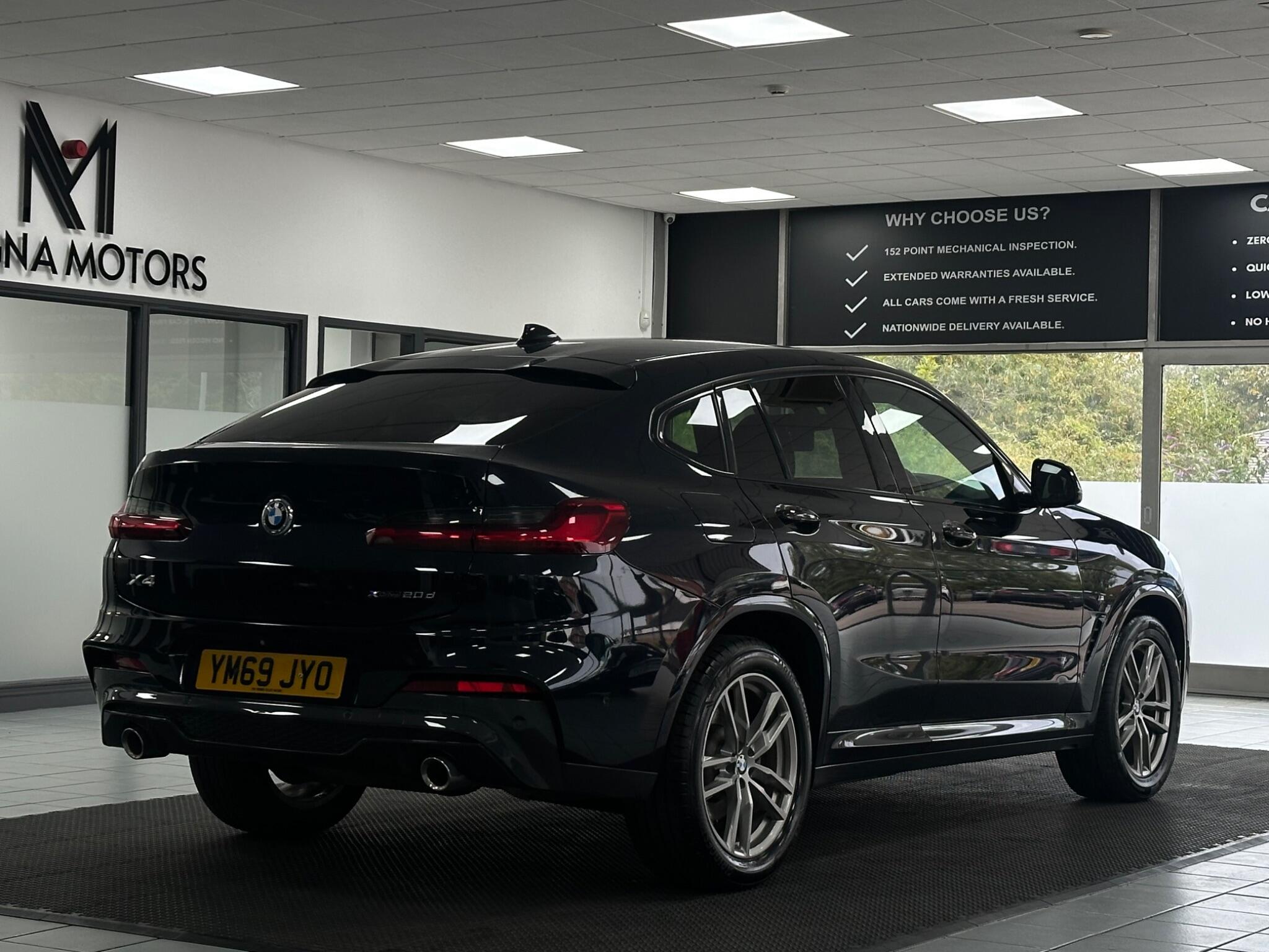 BMW X4 view 14