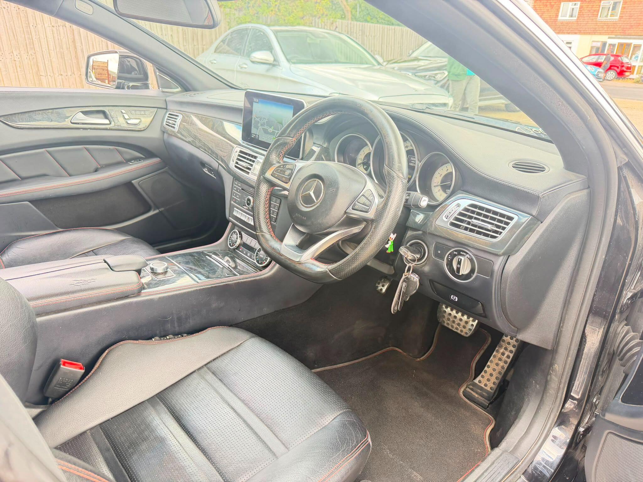 Mercedes-Benz CLS view 11