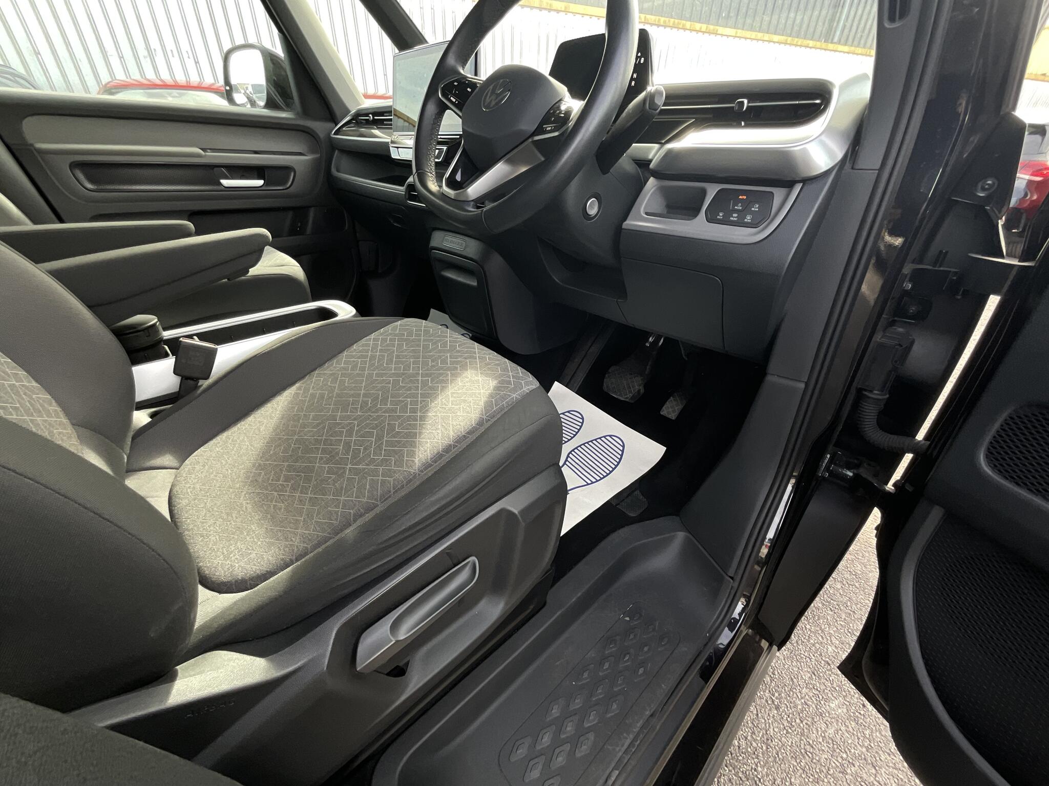 Volkswagen Id. Buzz view 7