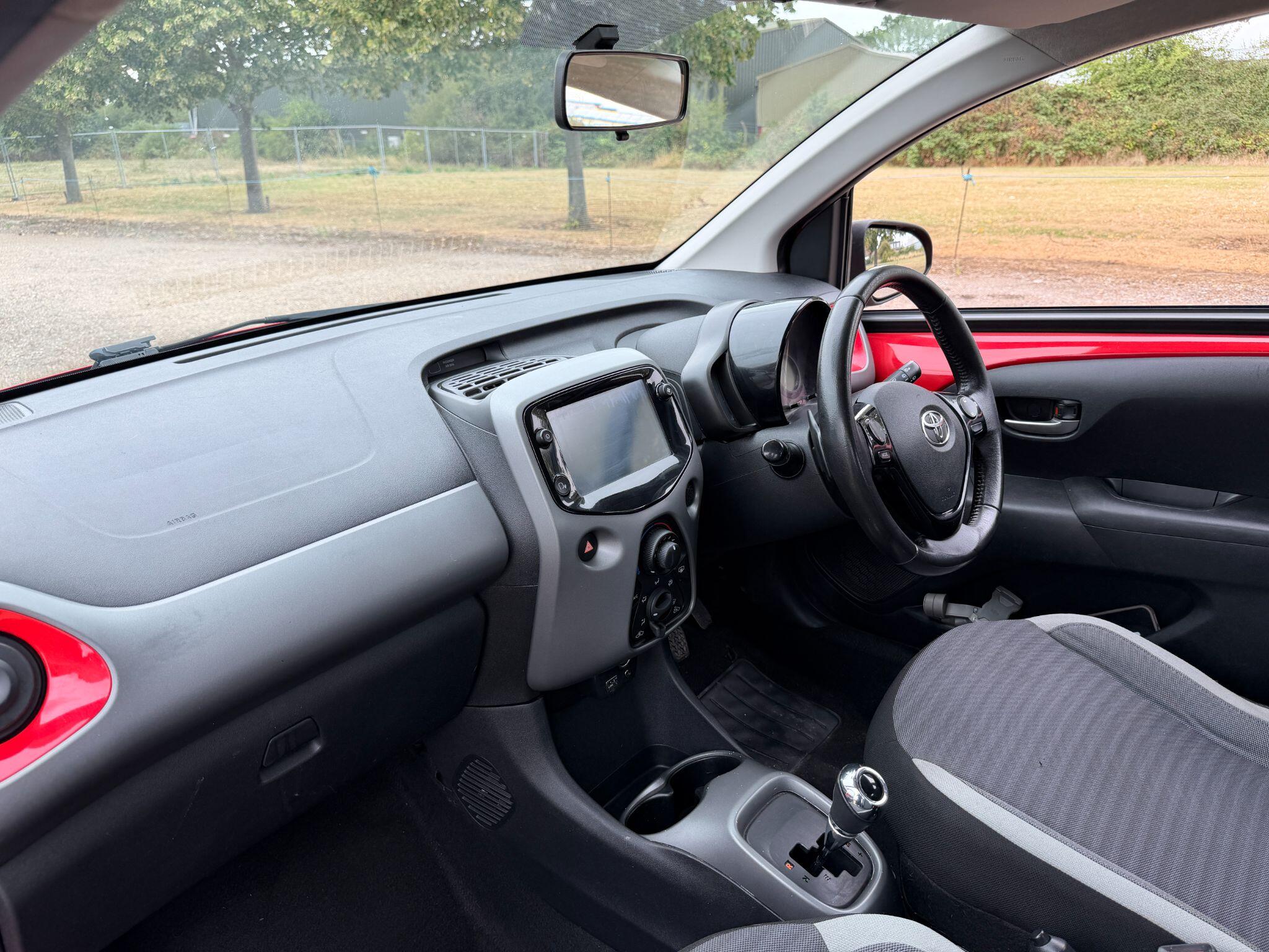 Toyota Aygo view 28