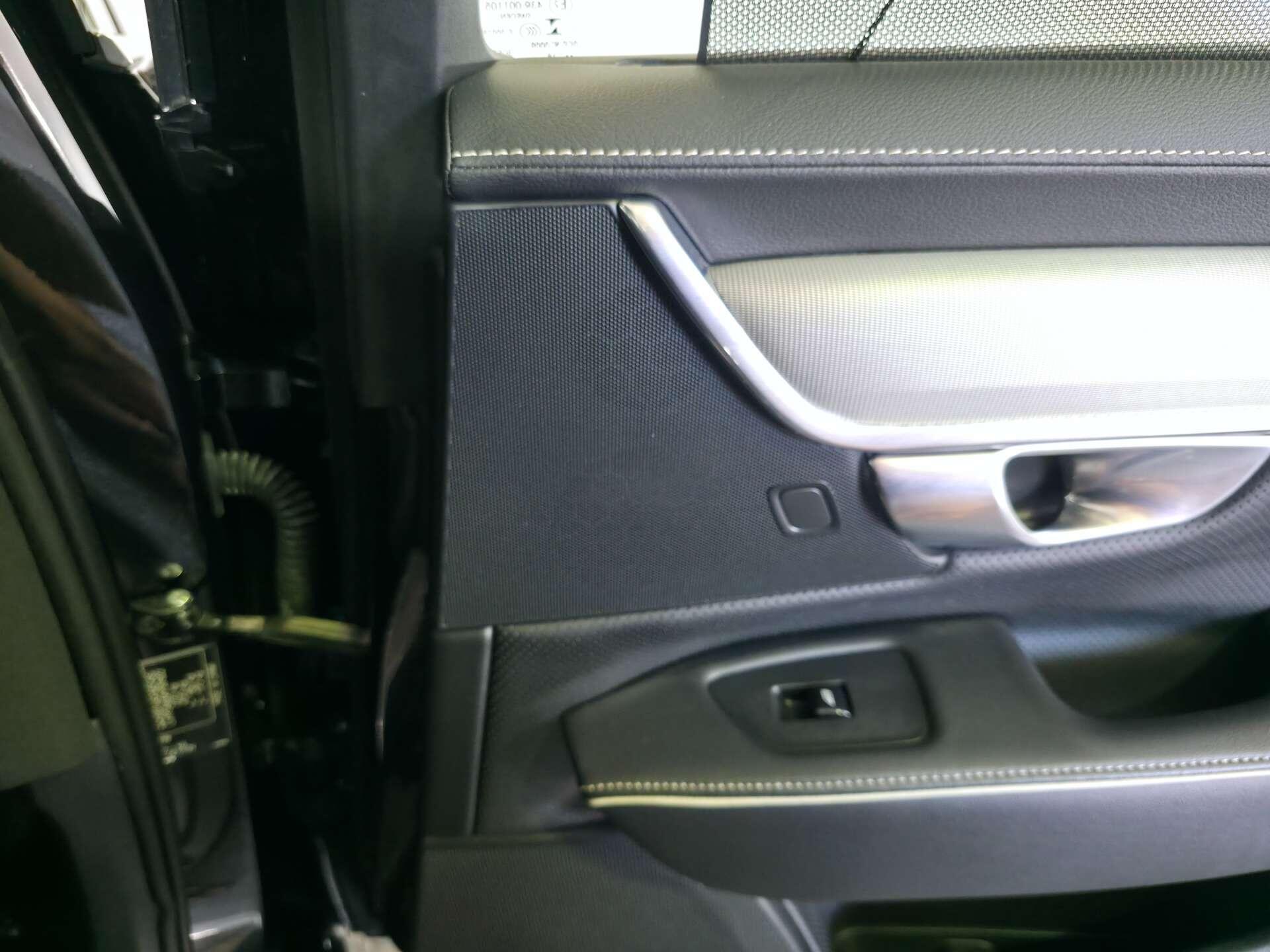 Volvo S90 view 56