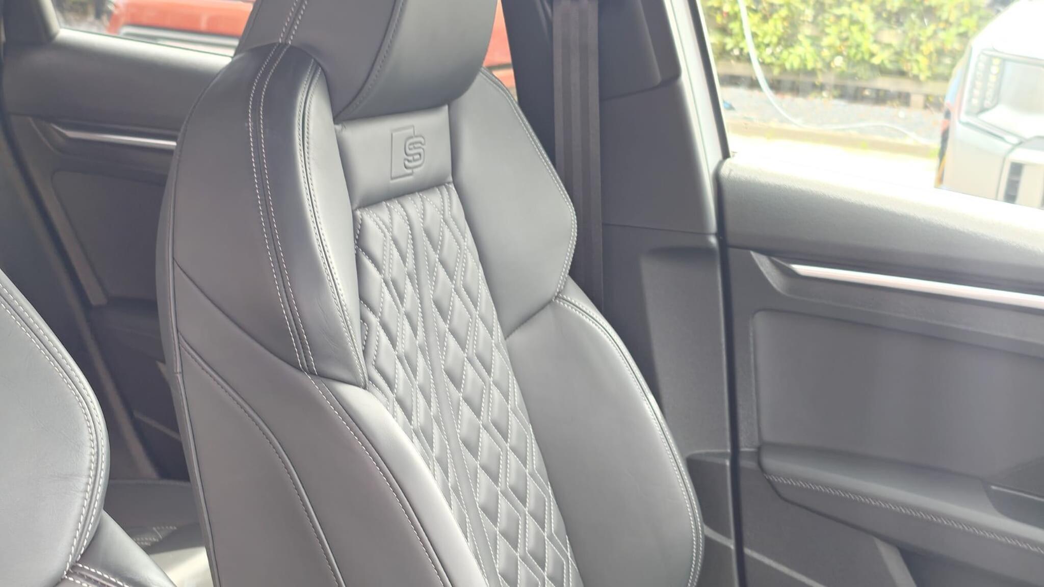 Audi Audi S3 view 19