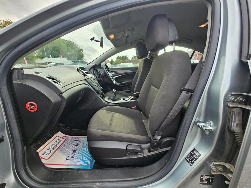 2010 Vauxhall Insignia 2.0 CDTi S Euro 5 5dr • 75,000 miles image 12