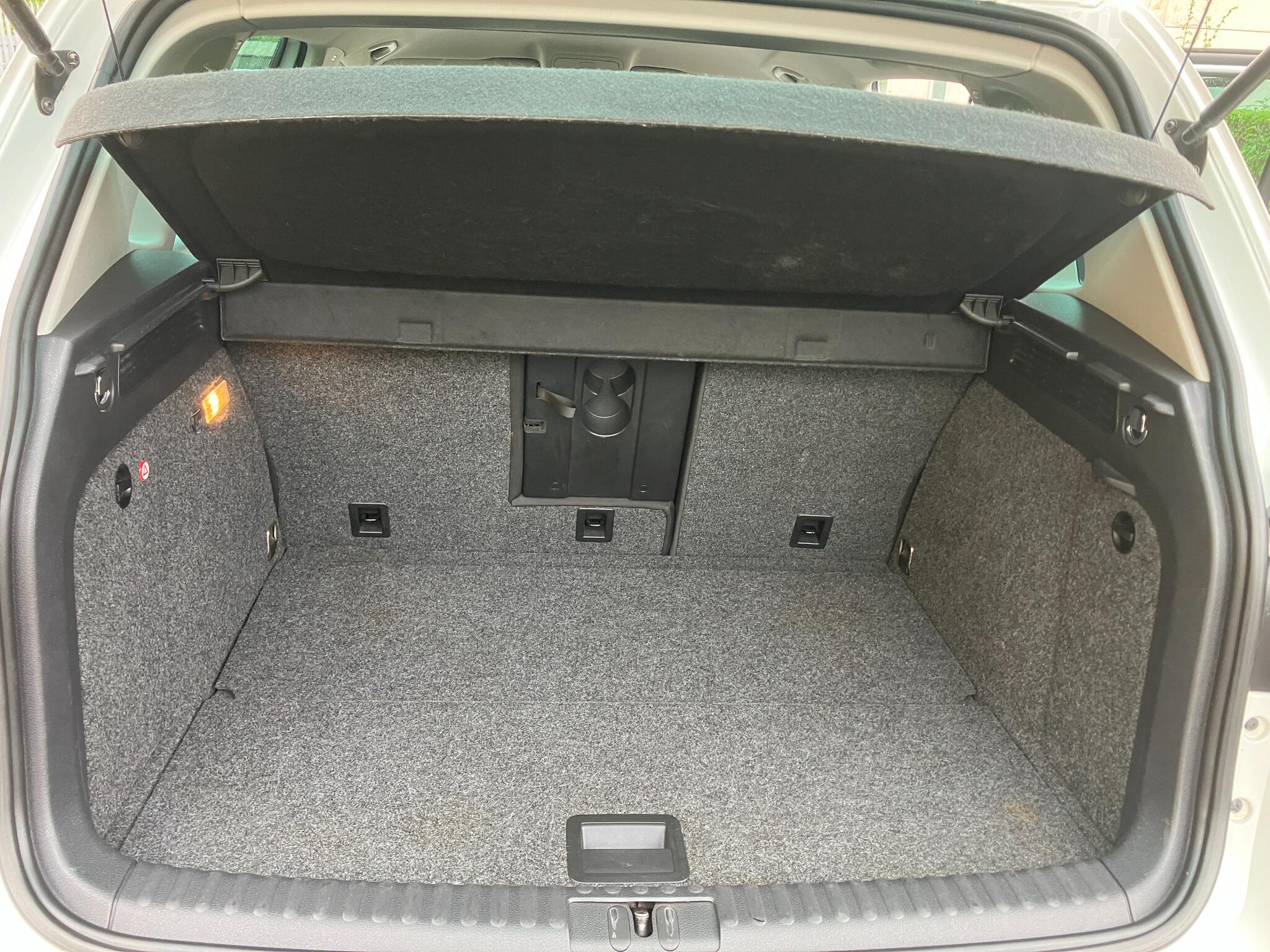 Volkswagen Tiguan view 21