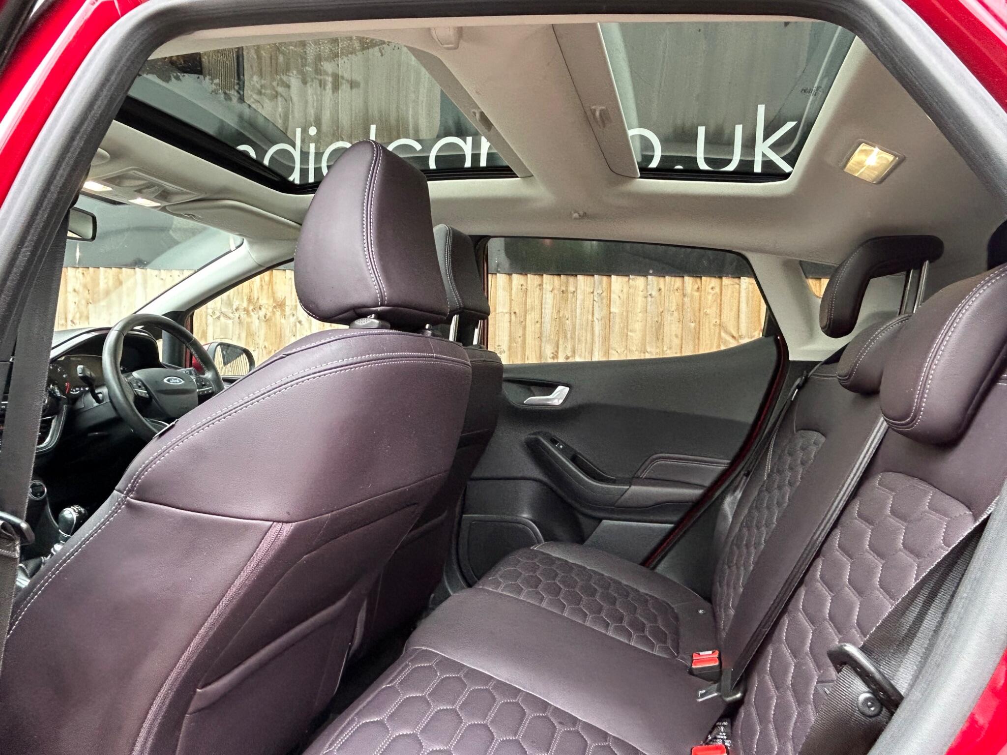 Ford Fiesta view 29