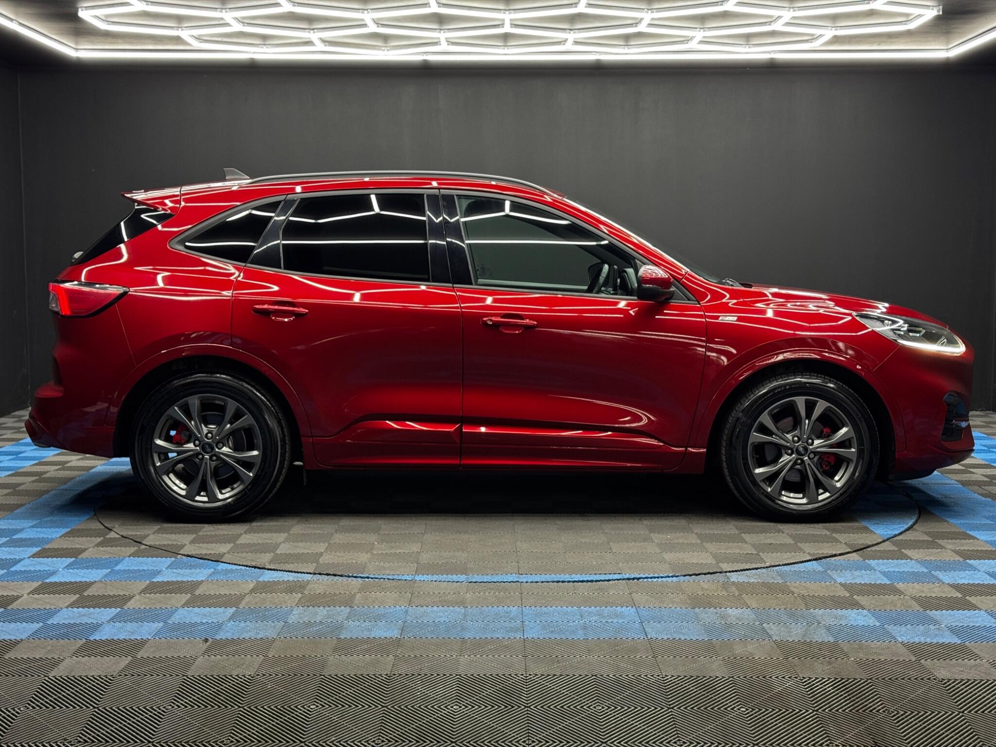 Ford Kuga view 4