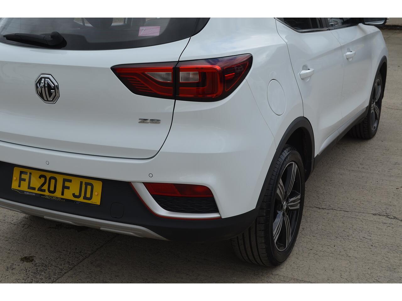 MG ZS view 46