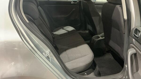 Volkswagen Golf view 8