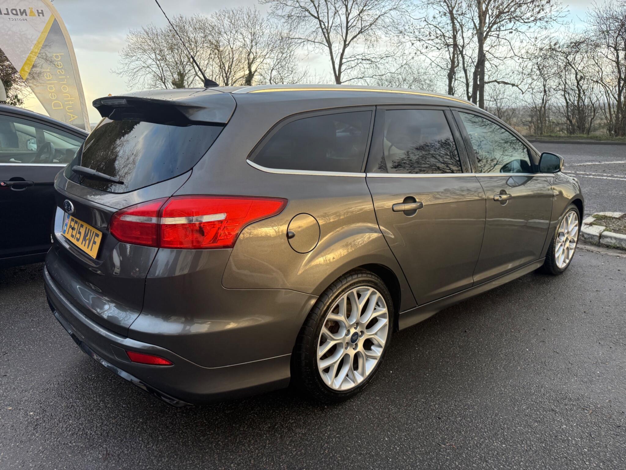 2015 Ford Focus 1.5 TDCi Zetec S Euro 6 (s/s) 5dr • 92,000 miles image 4
