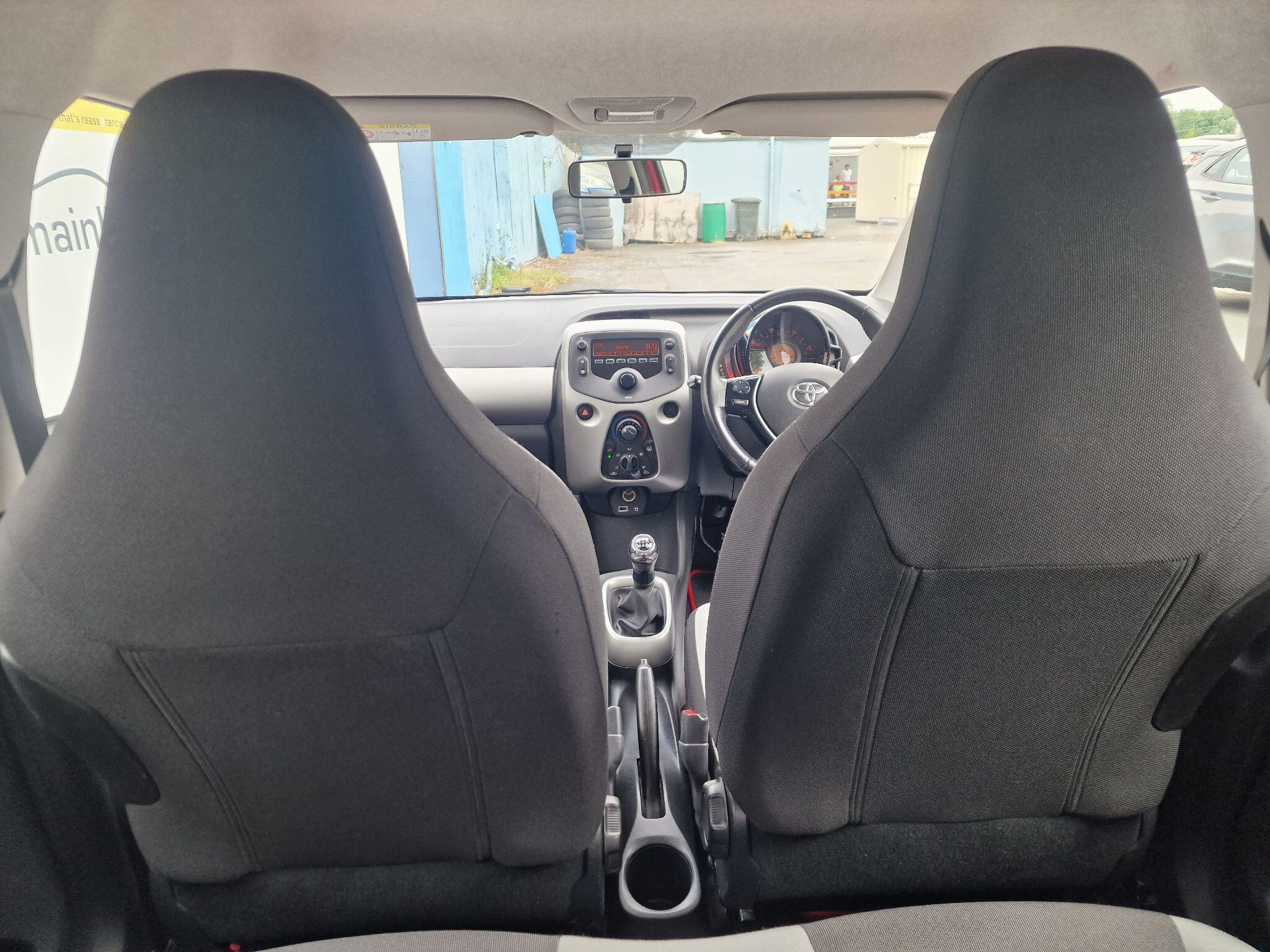 Toyota Aygo view 26