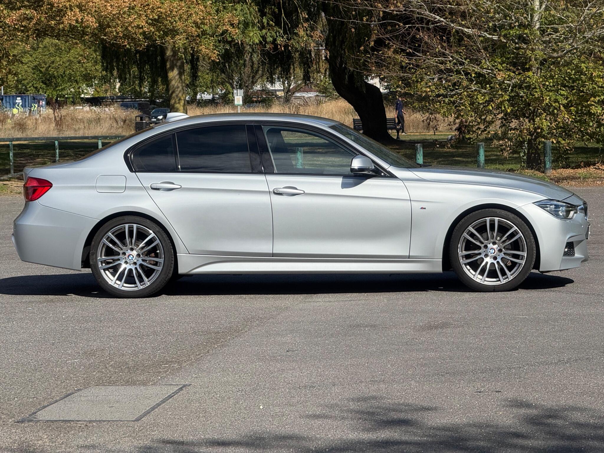 BMW 3 Series view 8