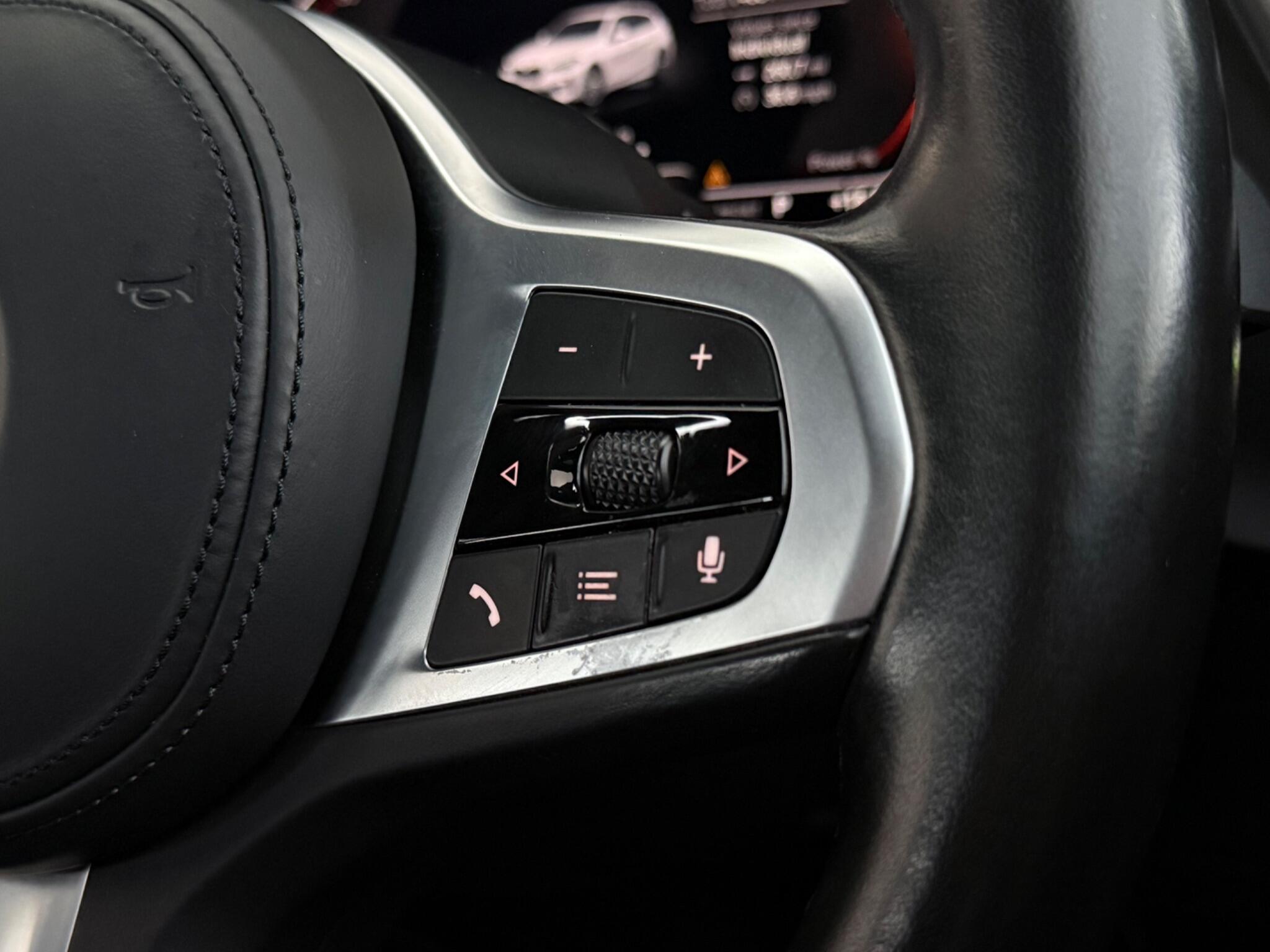 BMW 1 Series view 16