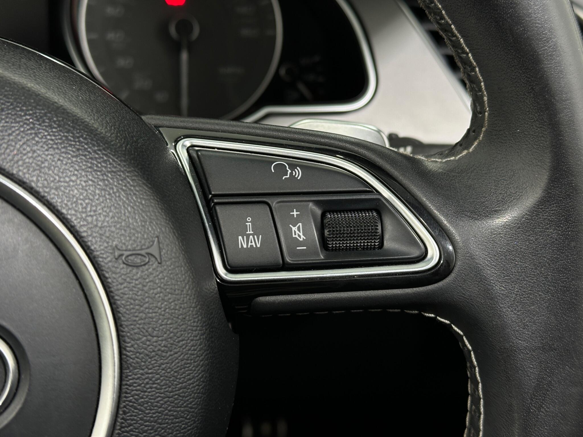 Audi S5 view 16
