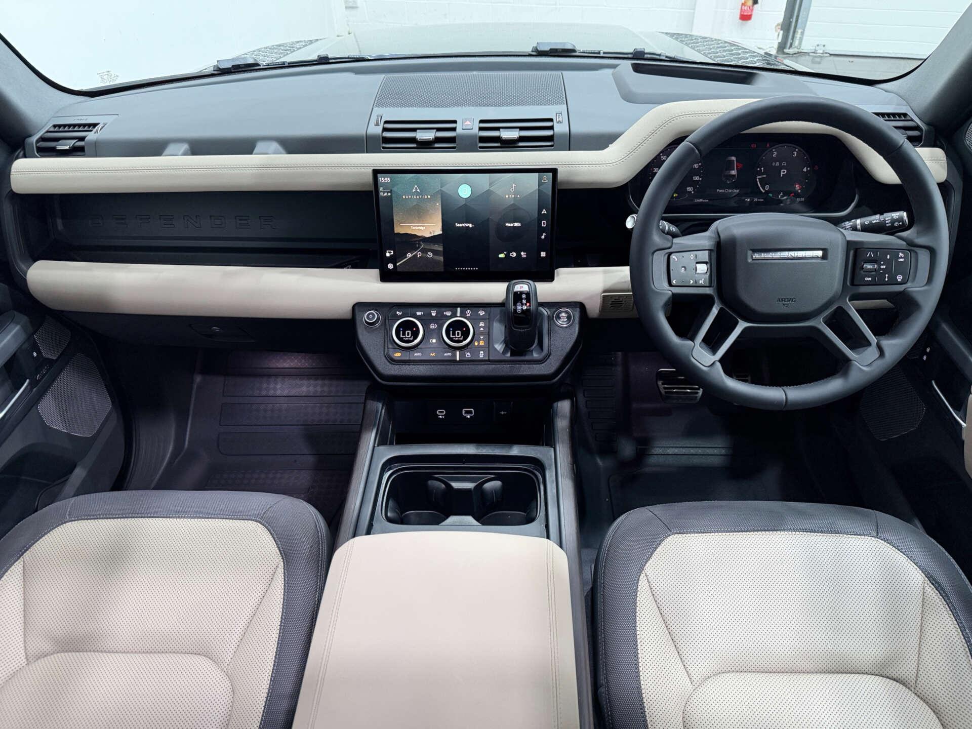 Land Rover Defender view 20