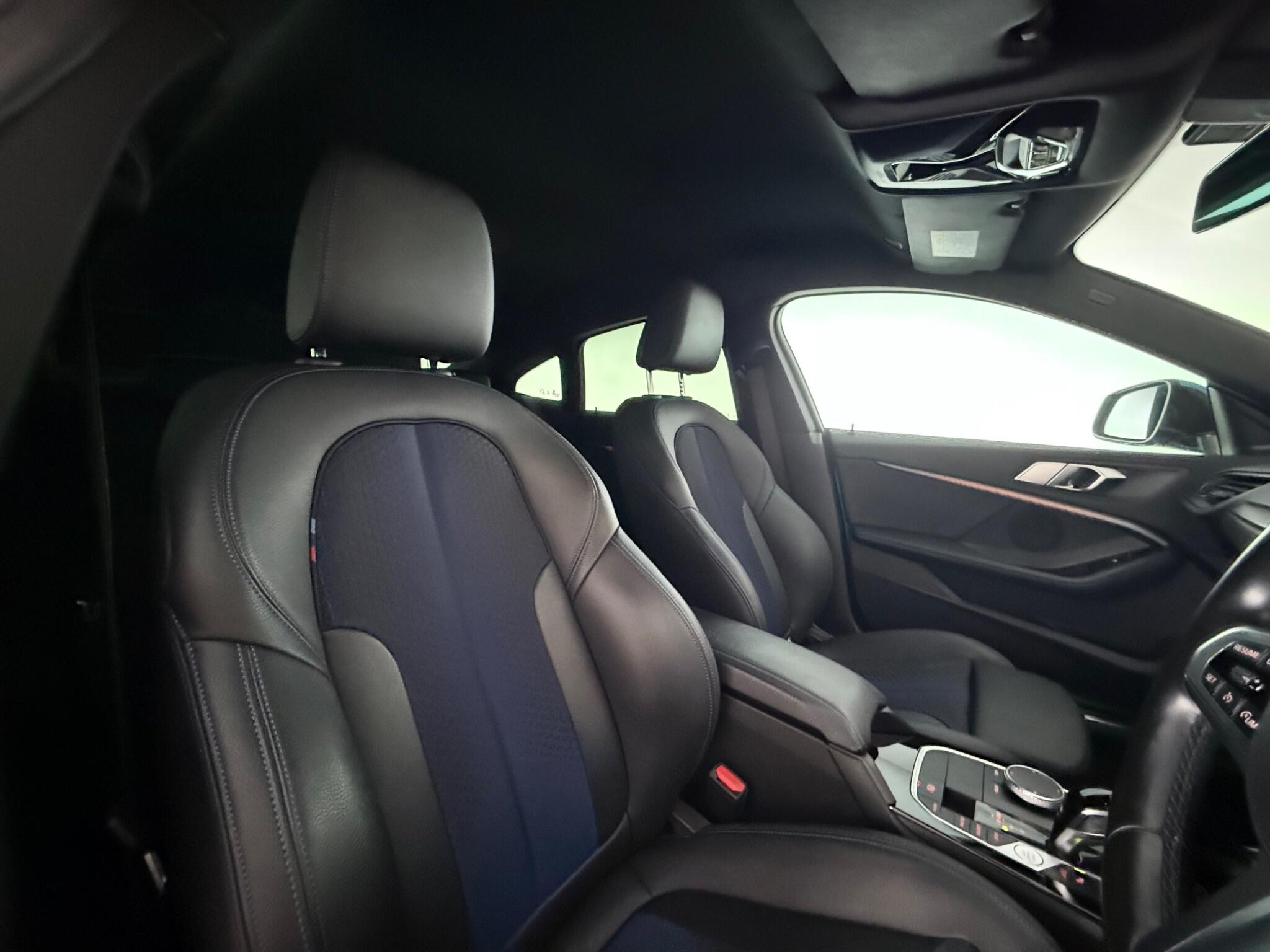 BMW 2 Series view 27