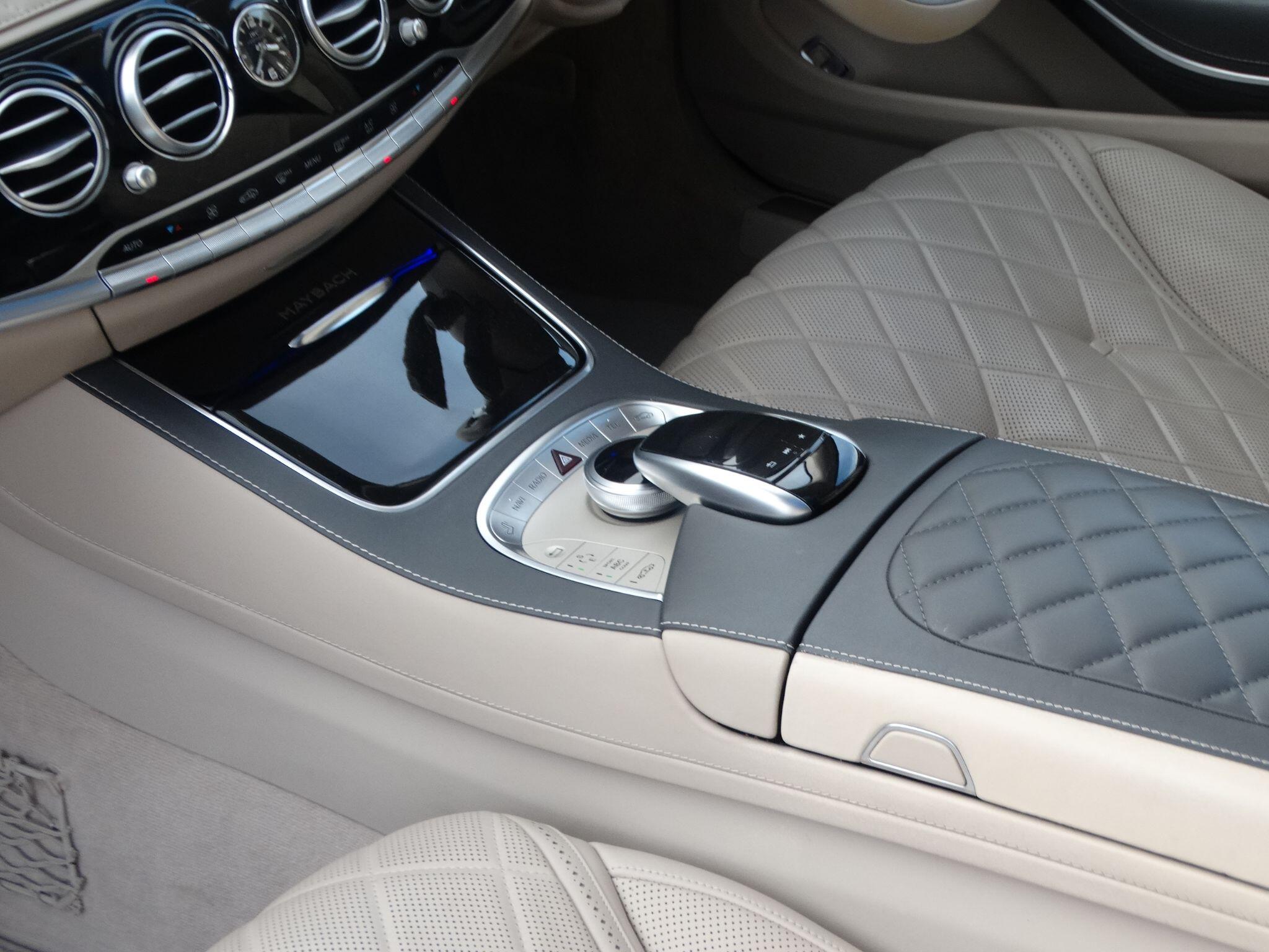 Mercedes-Benz Maybach S Class view 64