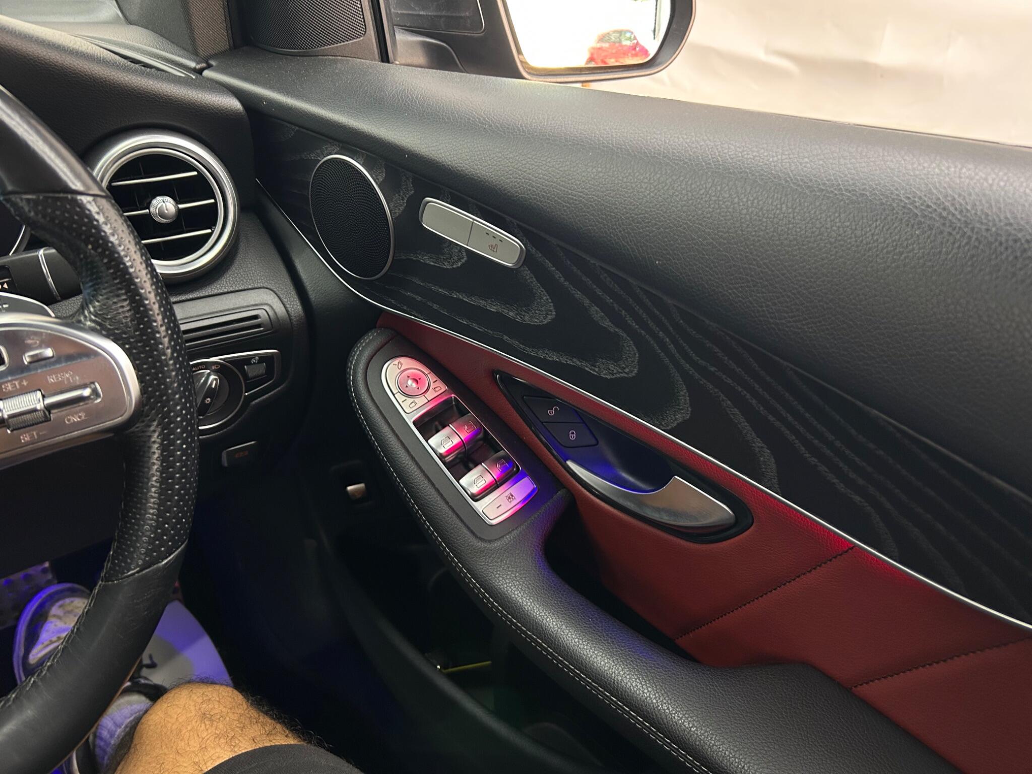 Mercedes-Benz GLC view 53