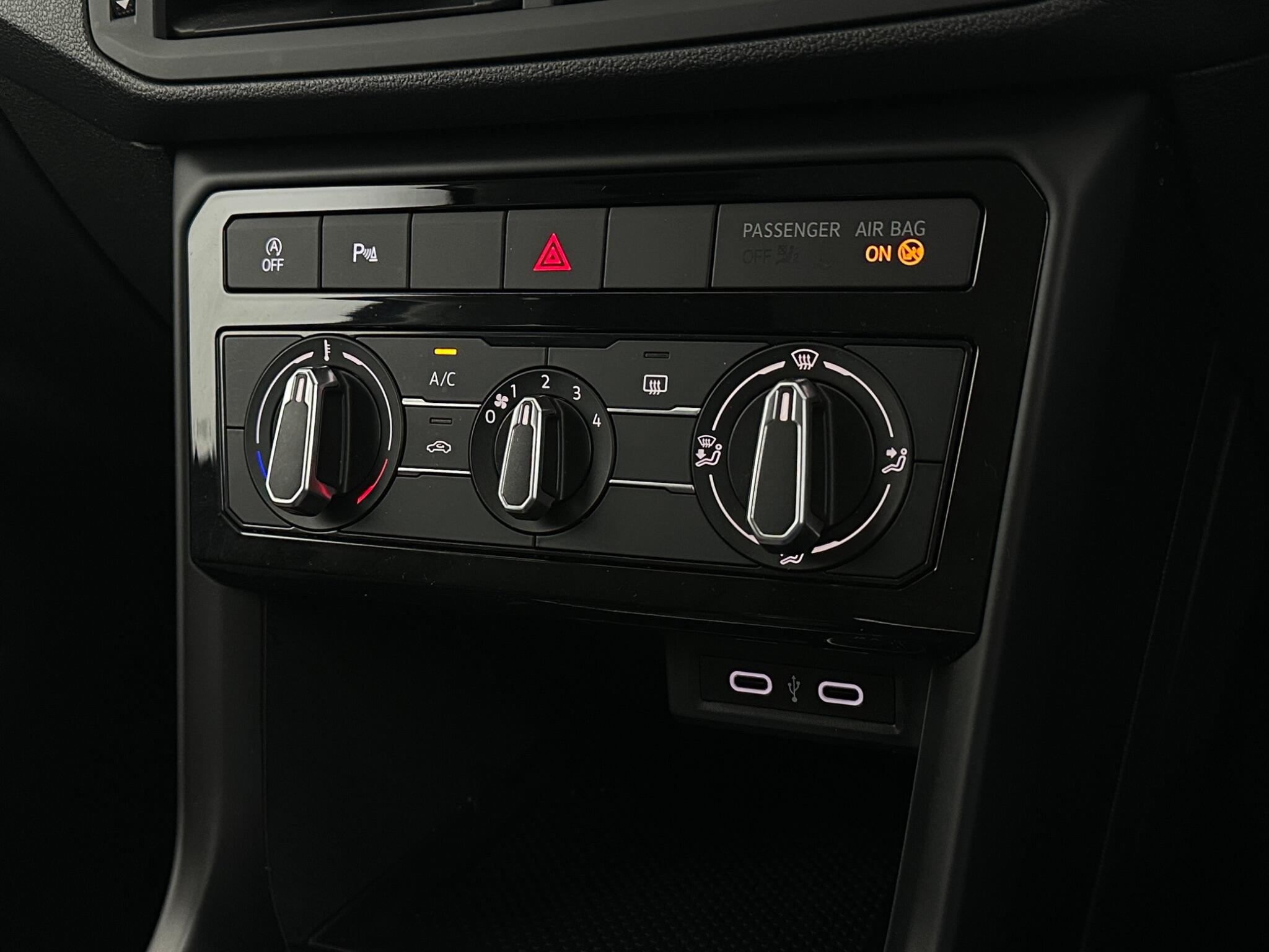 Volkswagen T-Cross view 20