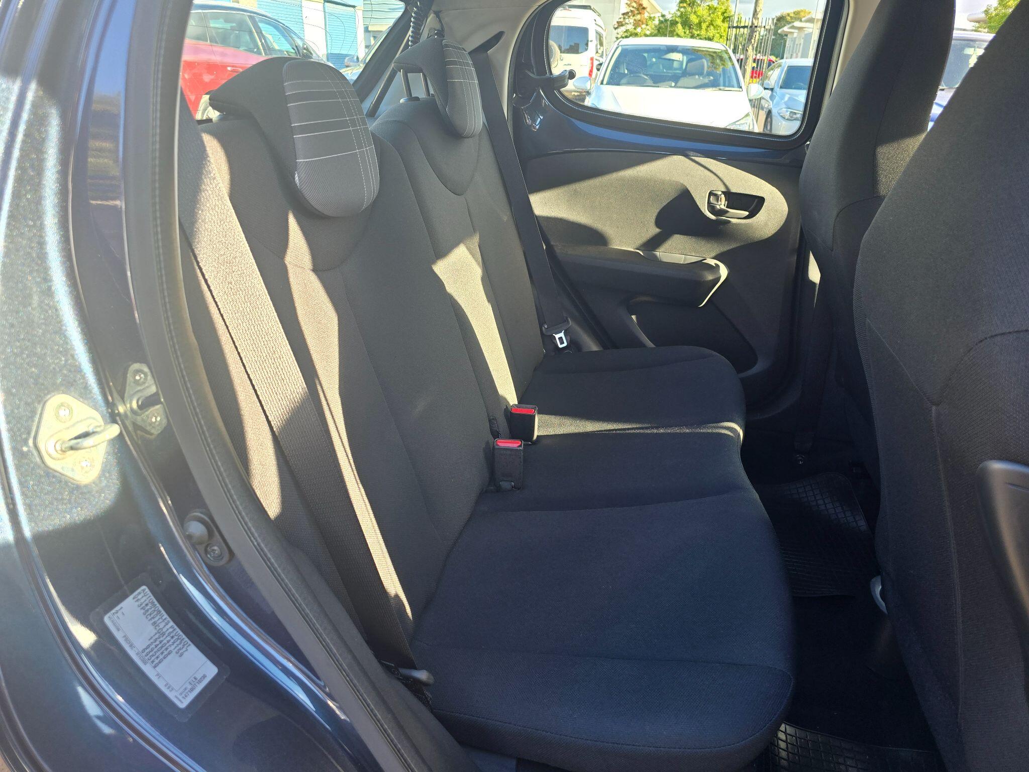Peugeot 108 view 48