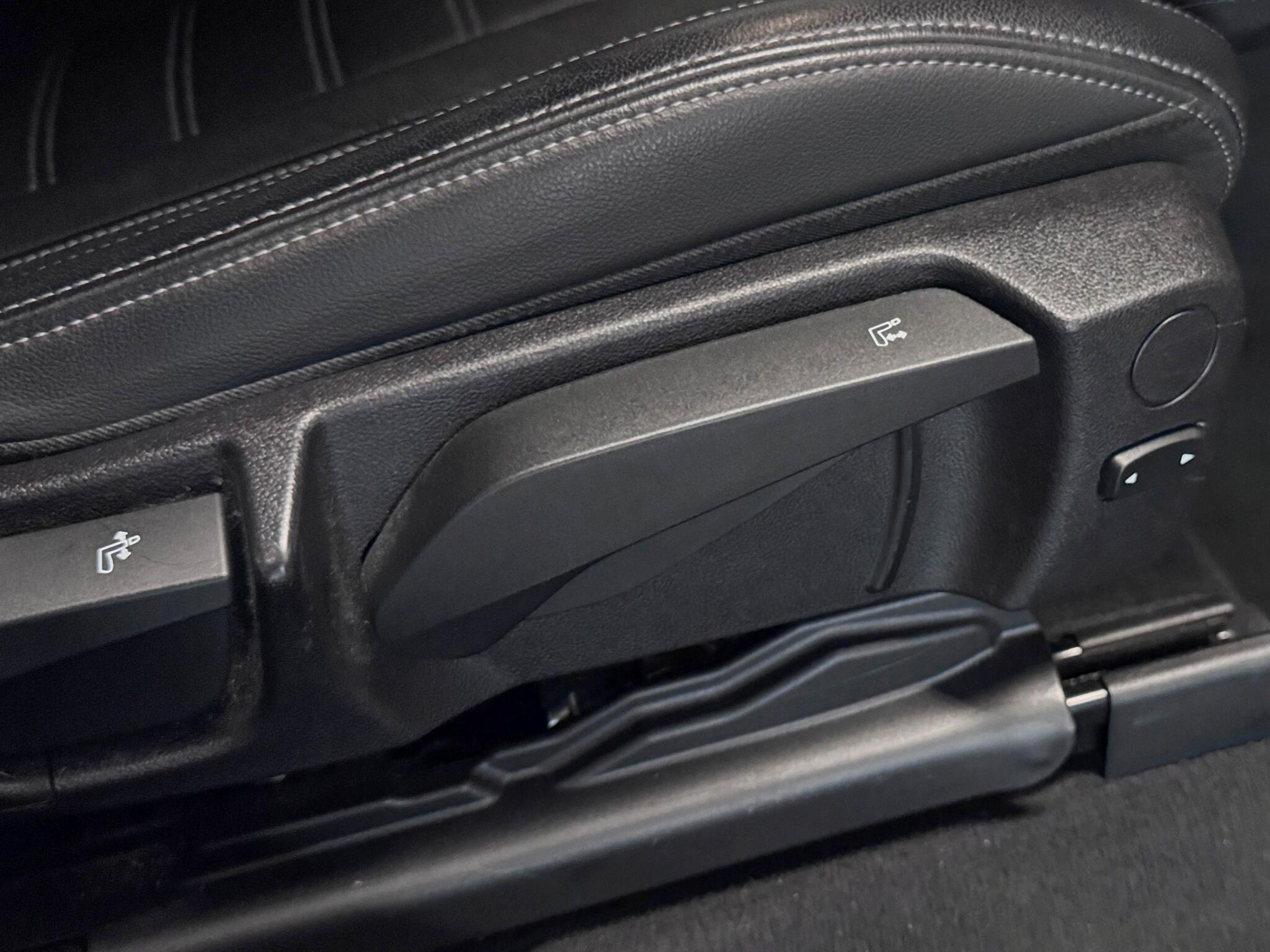 BMW X4 view 18