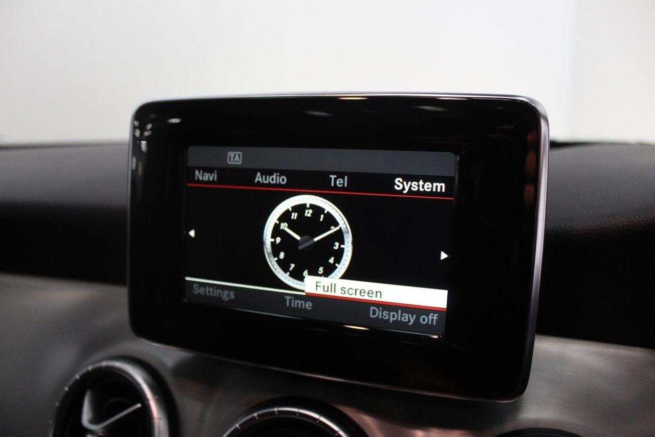Mercedes-Benz Cla view 36