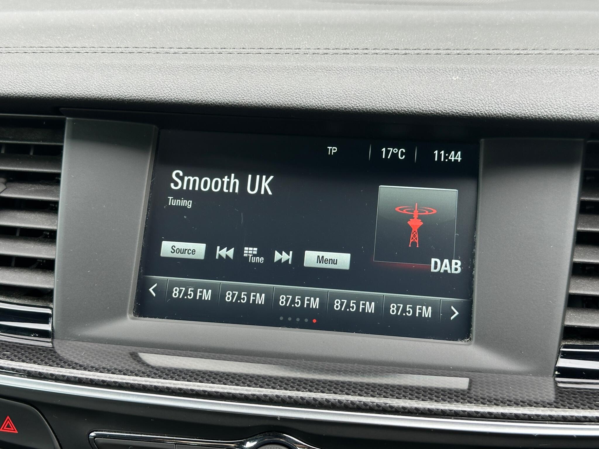 Vauxhall Insignia view 33