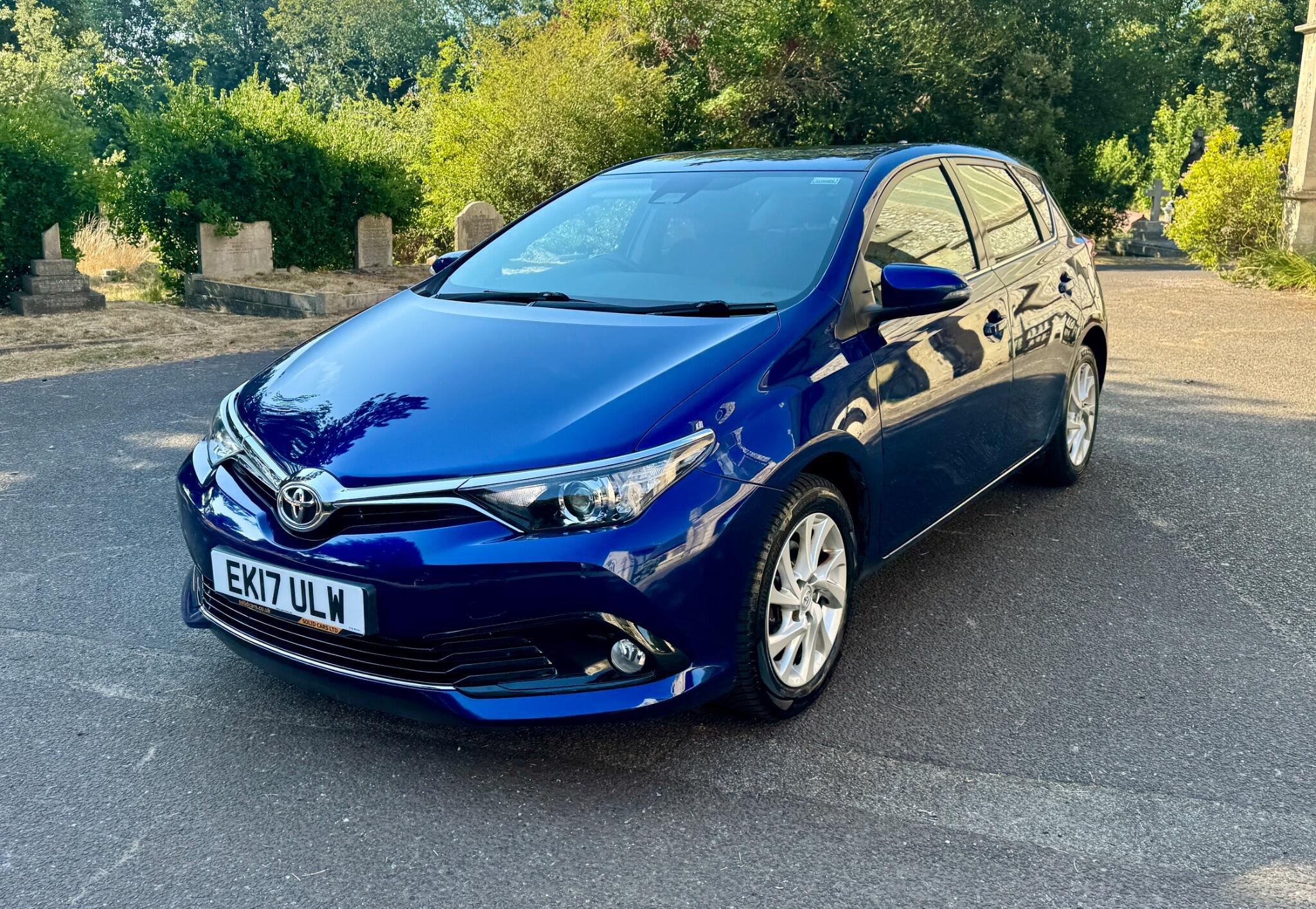 Toyota Auris view 9
