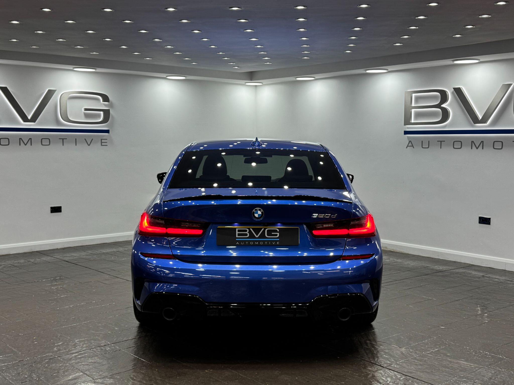 BMW 3 Series view 10