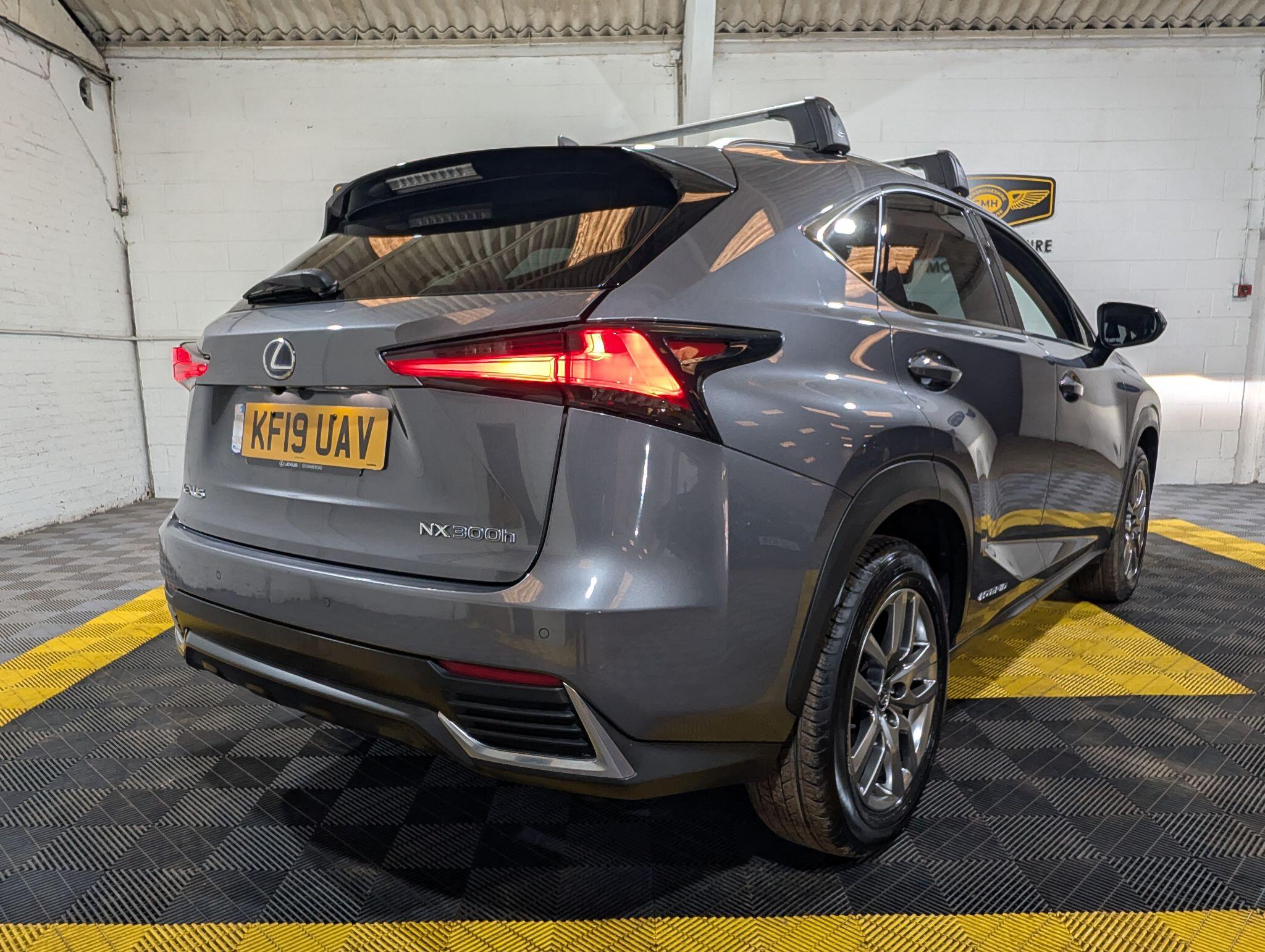 Lexus NX view 4