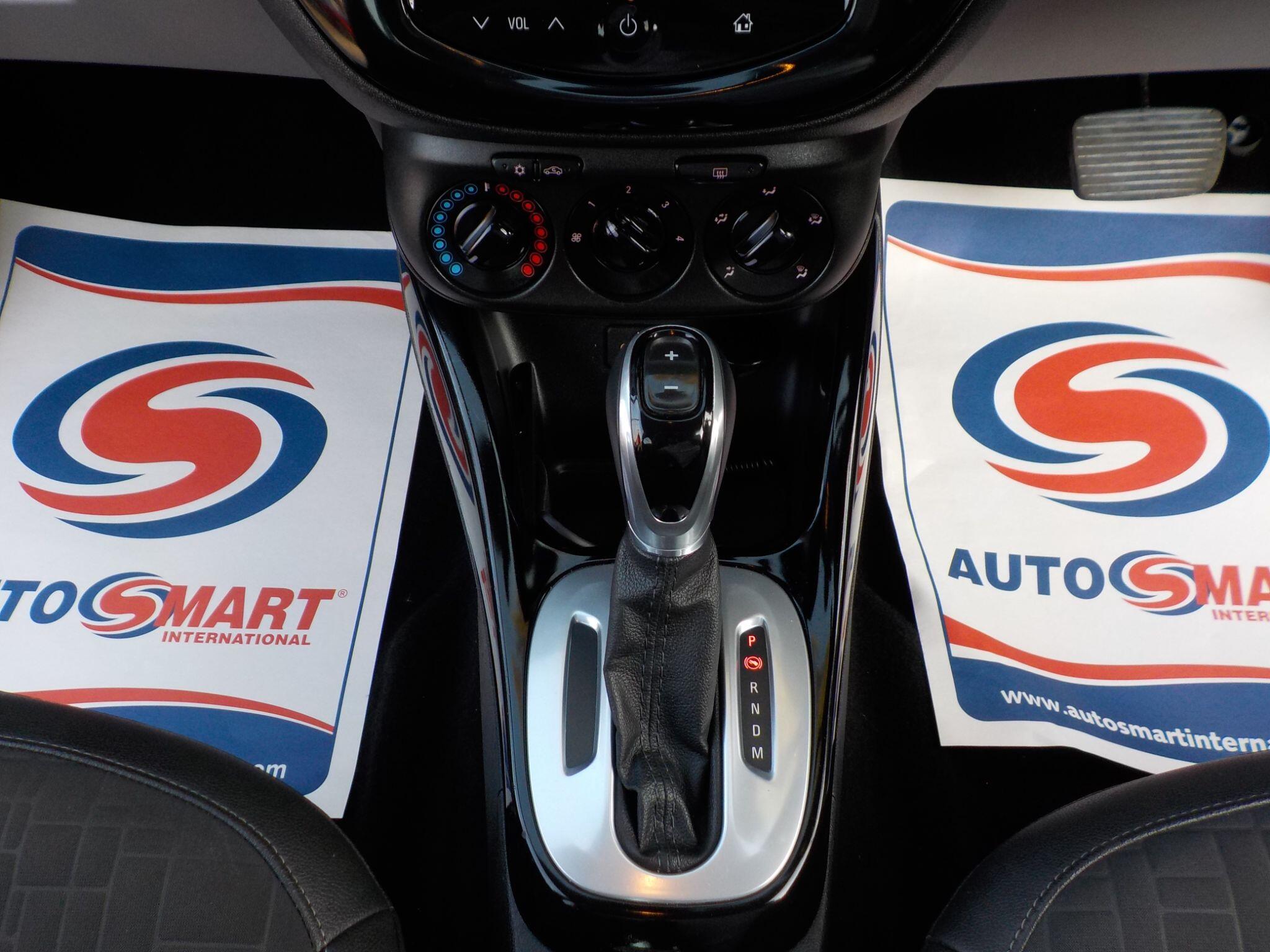 Vauxhall Corsa 1.4i SE Auto Euro 6 5dr
