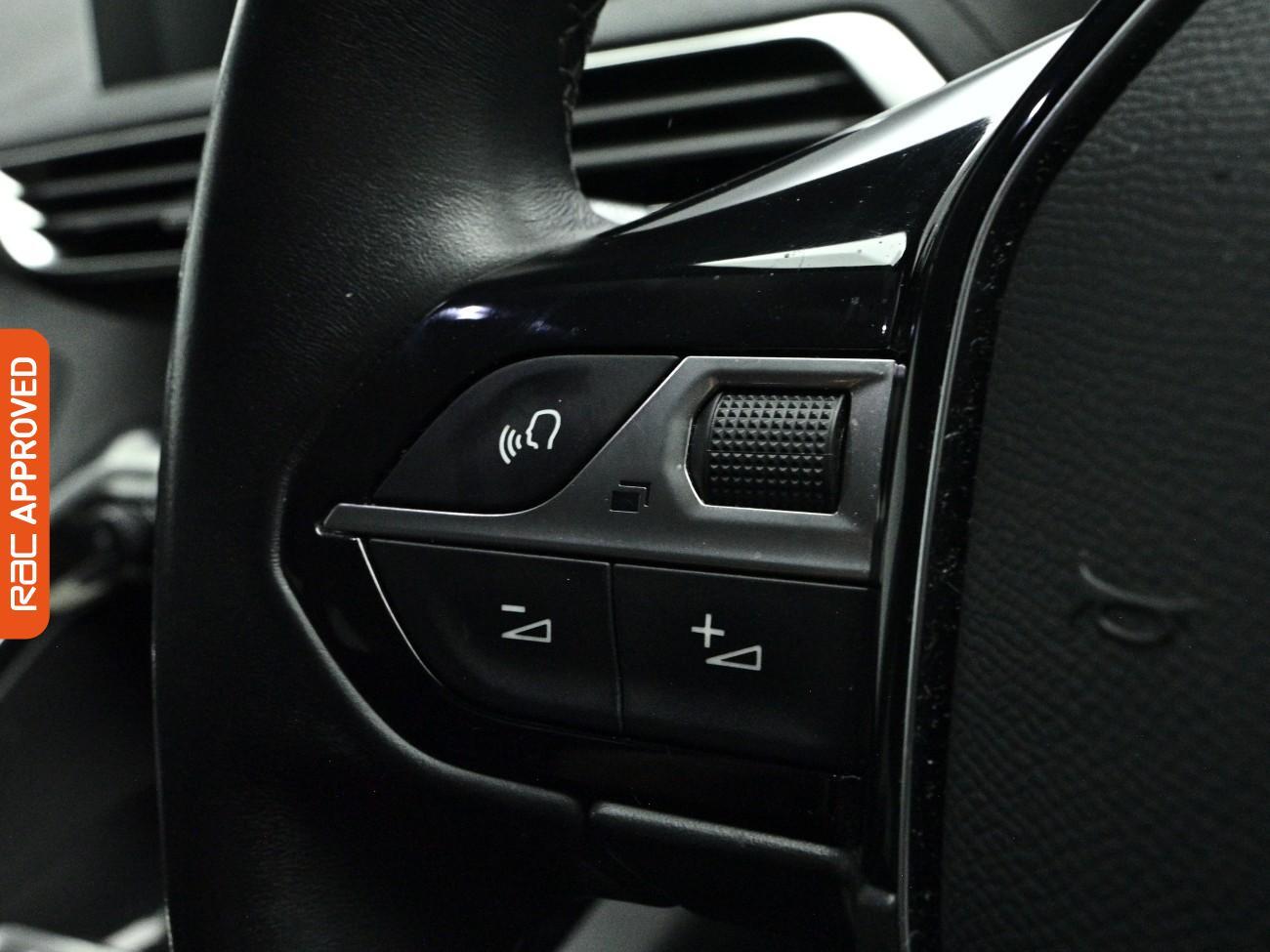 Peugeot 3008 view 19