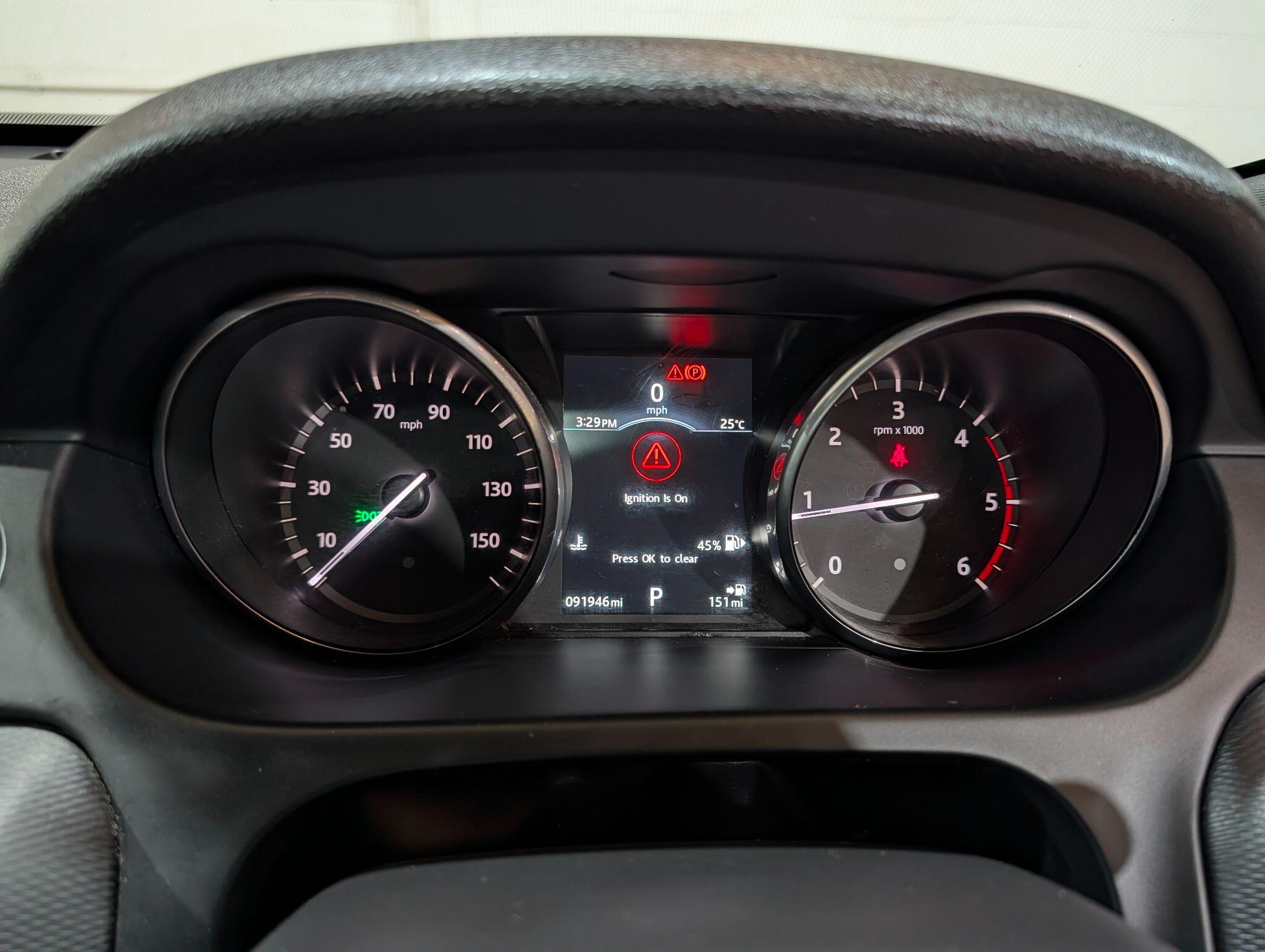 Land Rover Discovery Sport view 59
