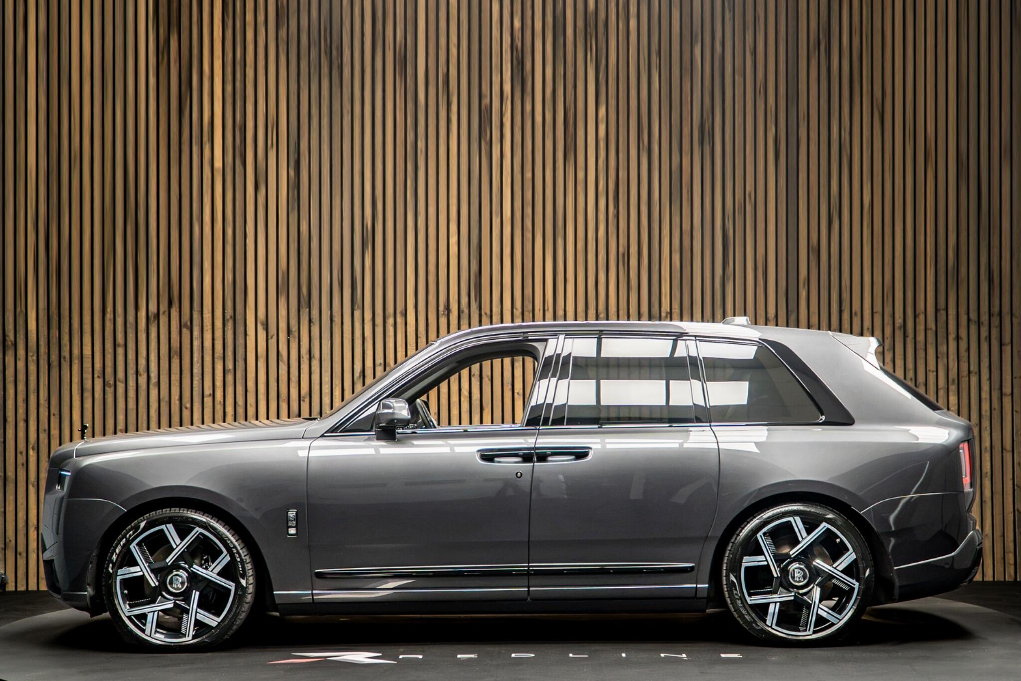 Rolls-Royce Cullinan view 7