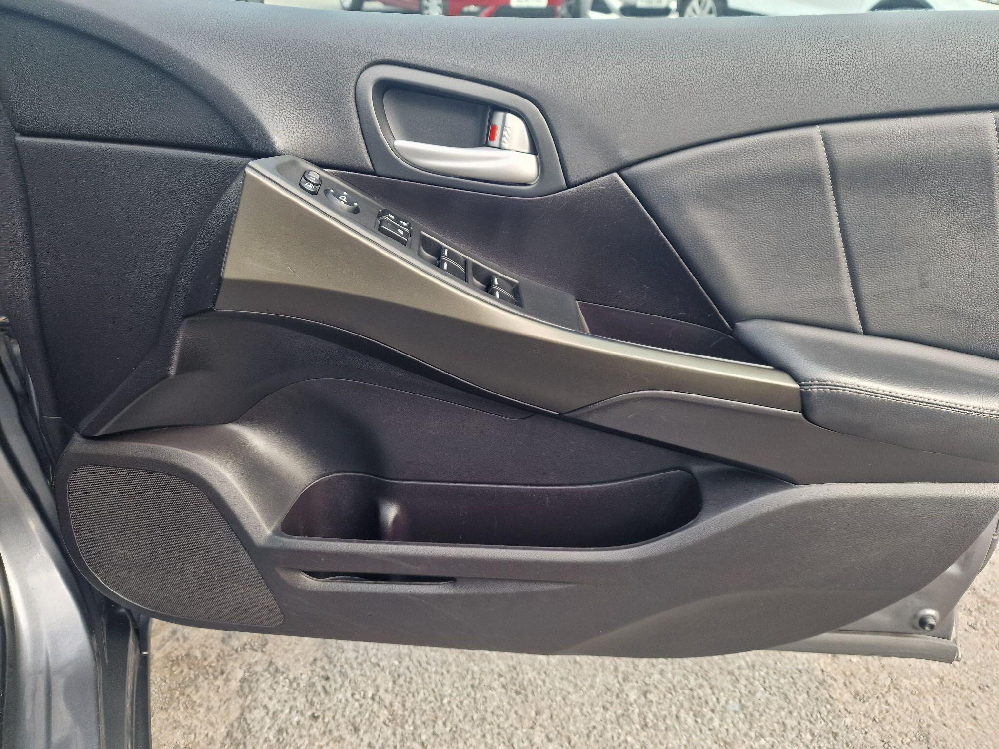 Honda Civic view 45