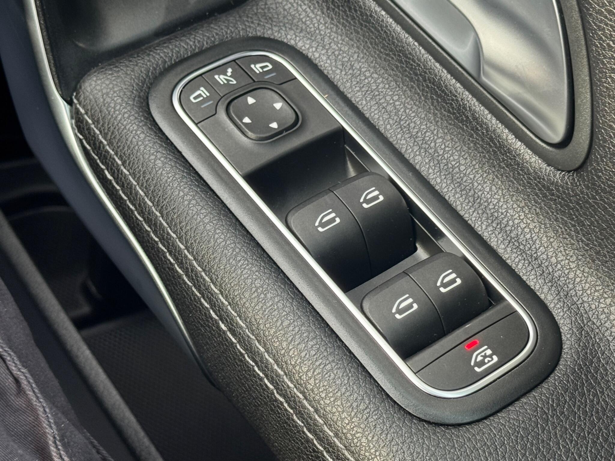 Mercedes-Benz A Class view 17