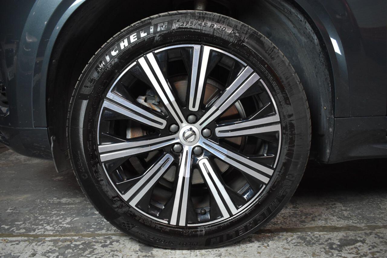 Volvo XC90 view 45