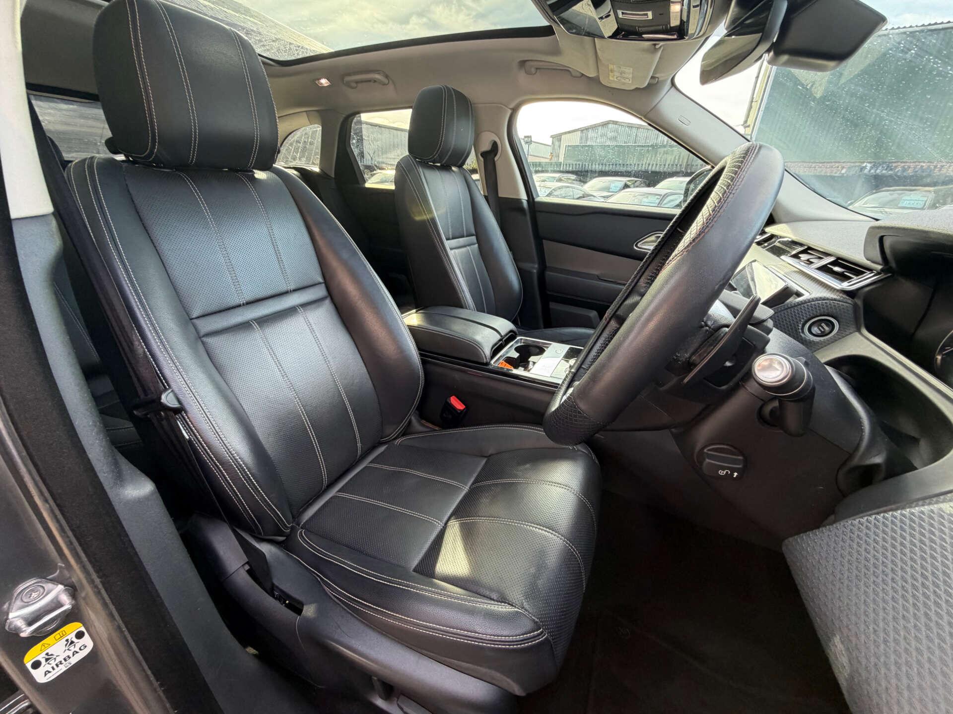 Land Rover Range Rover Velar view 11