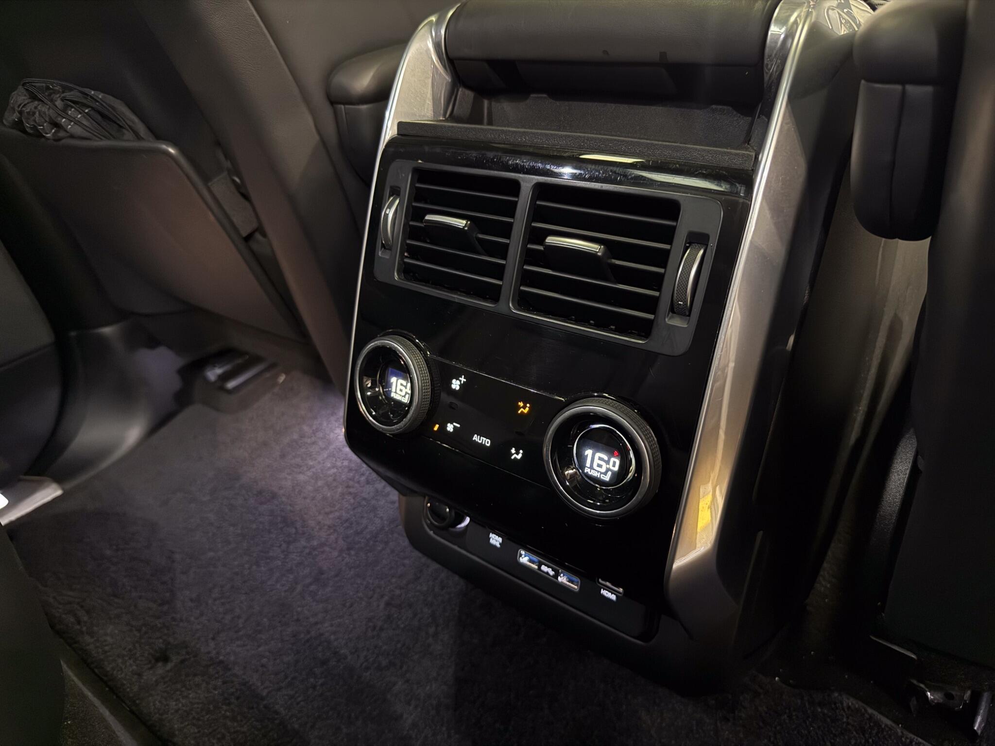 Land Rover Range Rover Sport view 62