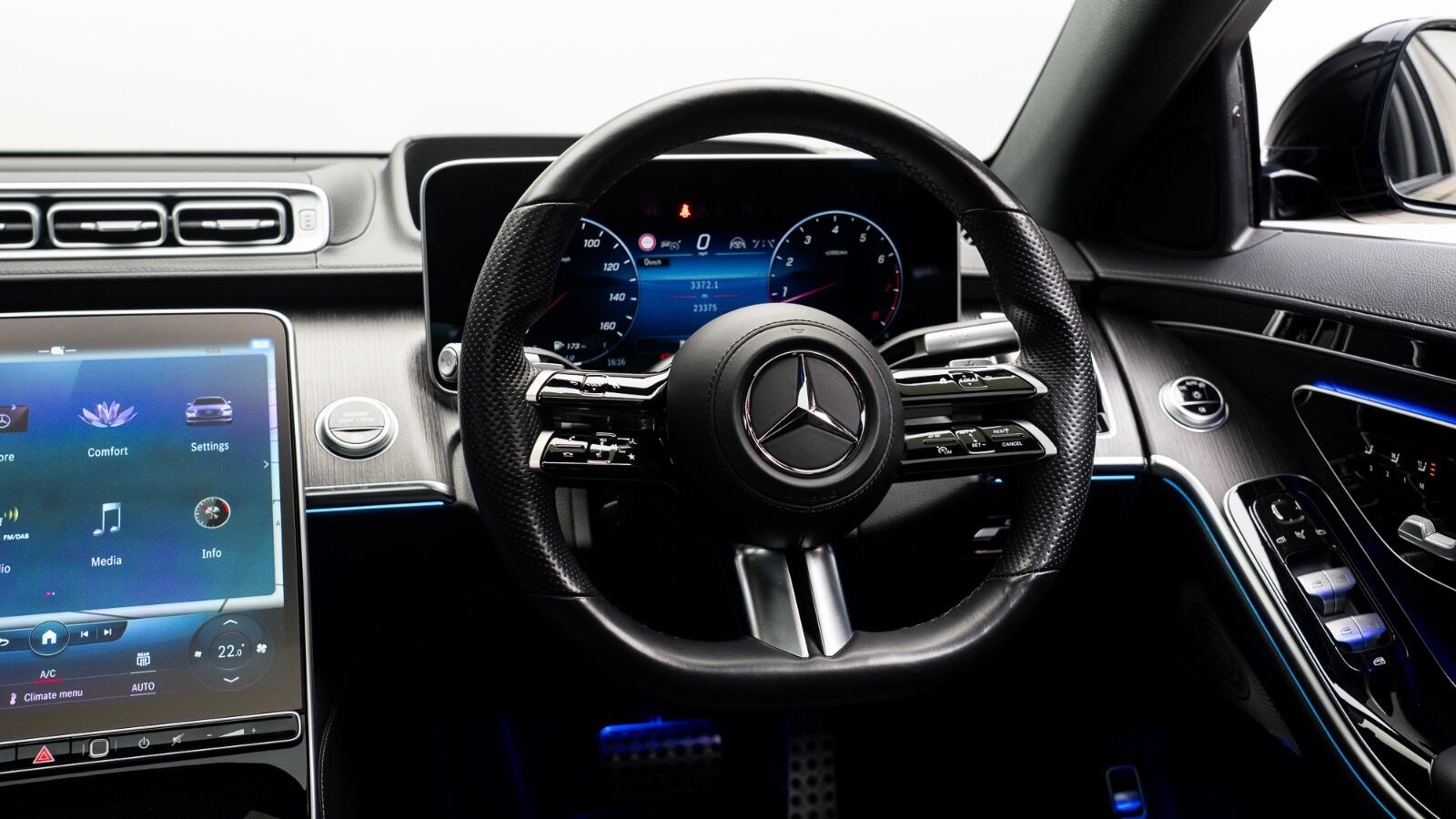 Mercedes-Benz S Class view 12