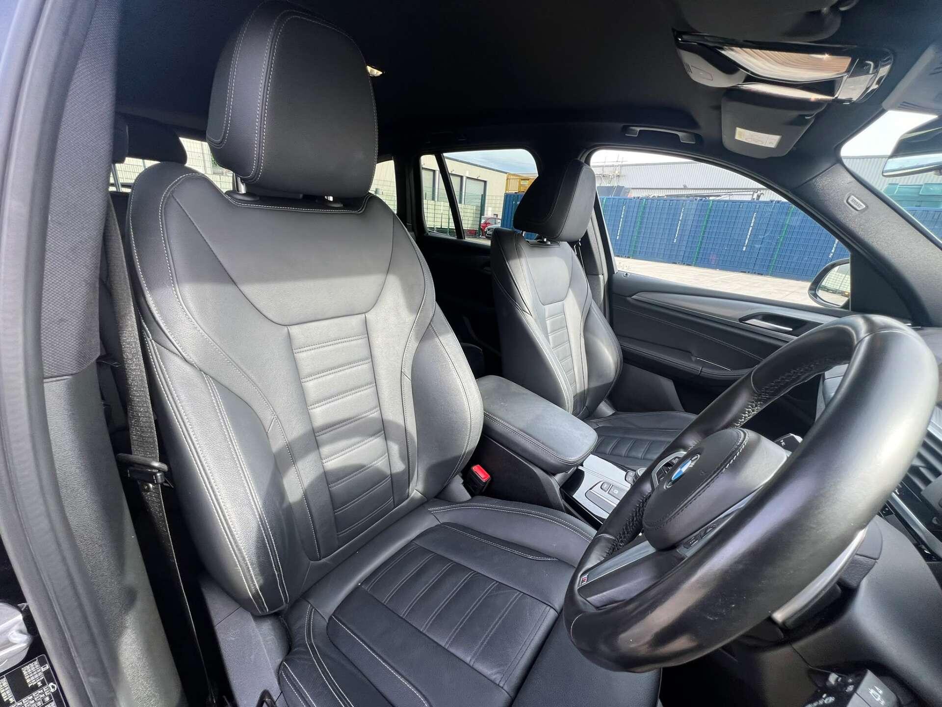 BMW X3 view 7