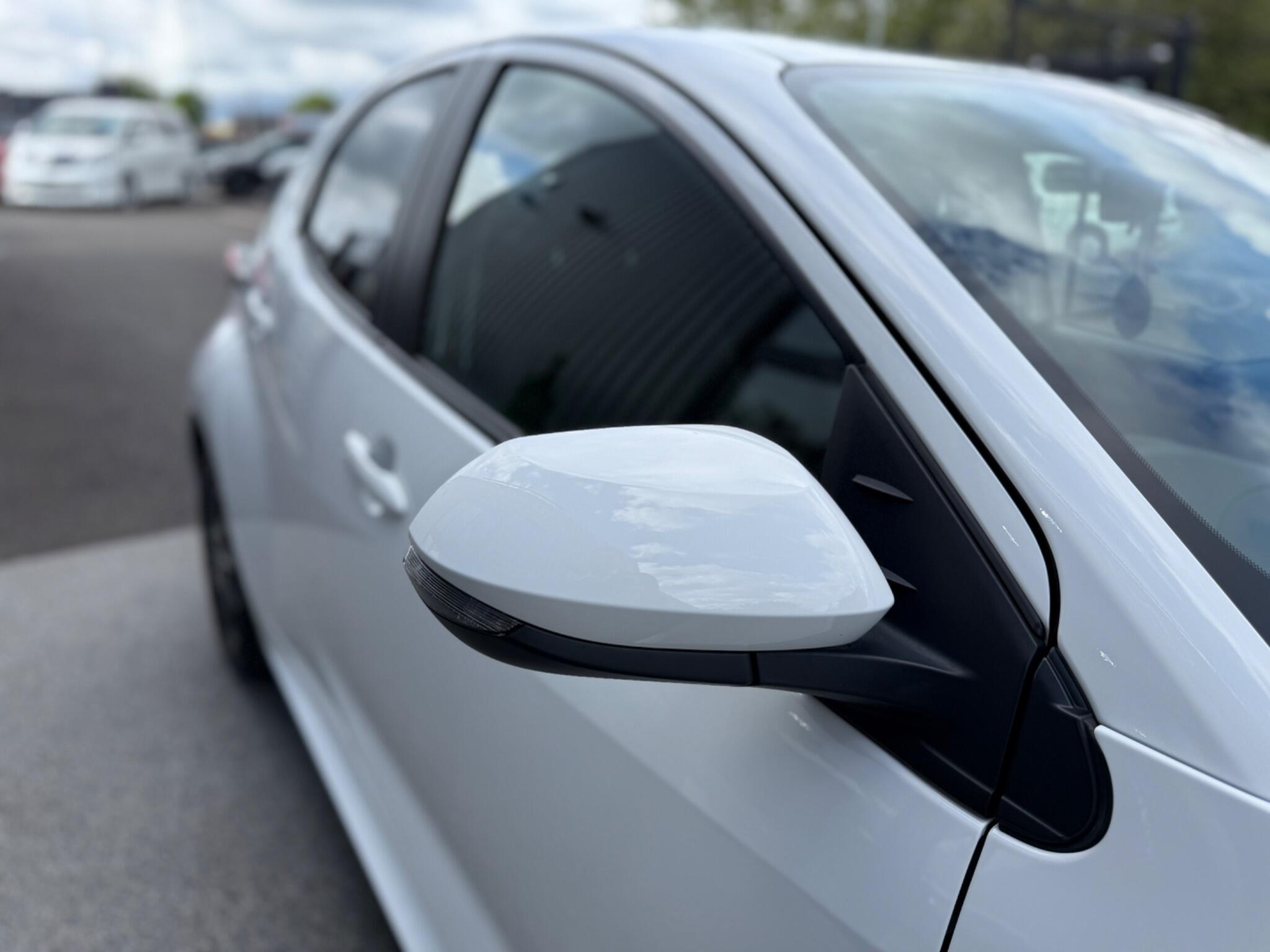 Toyota Yaris view 14