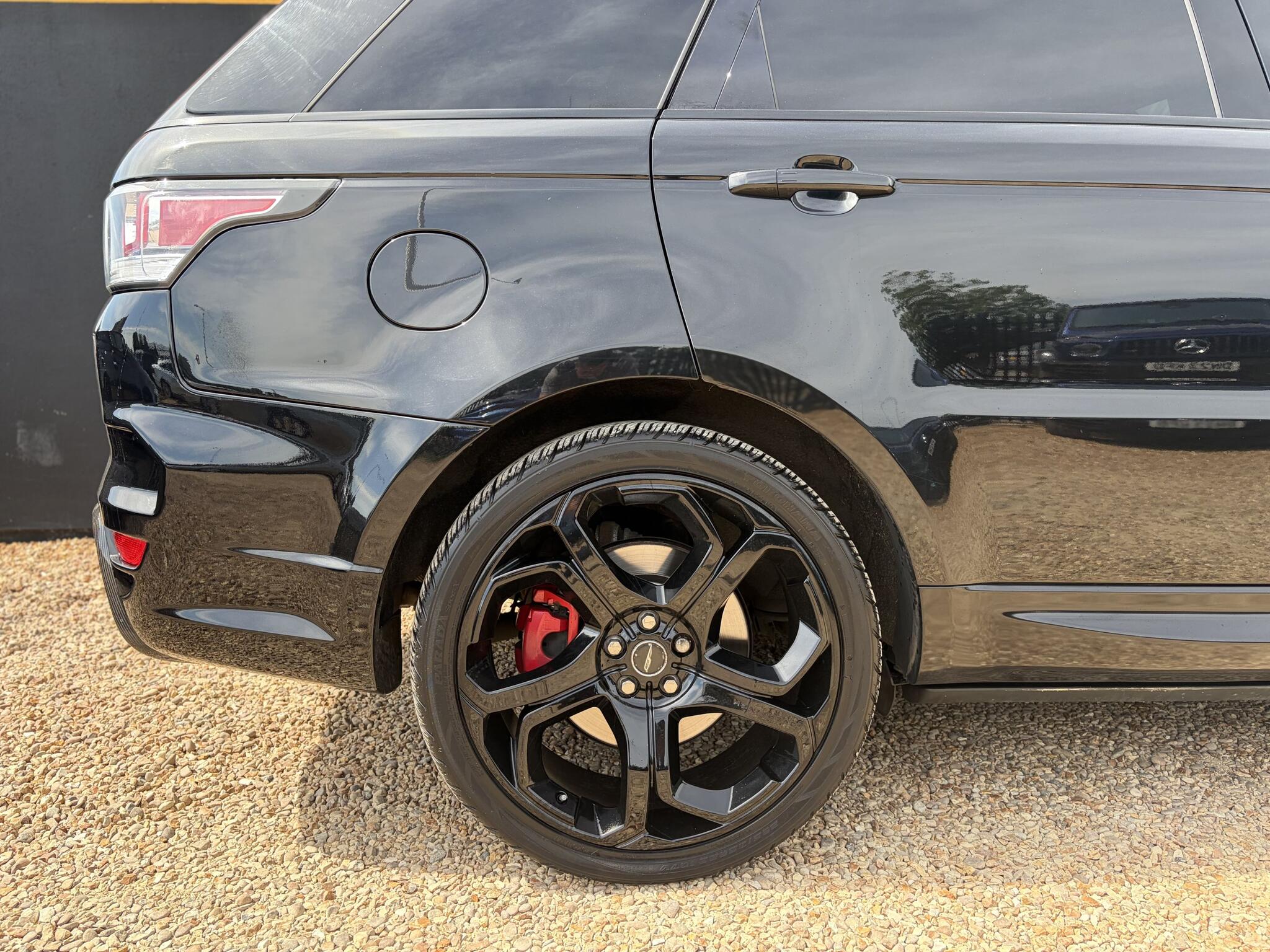 Land Rover Range Rover Sport view 12