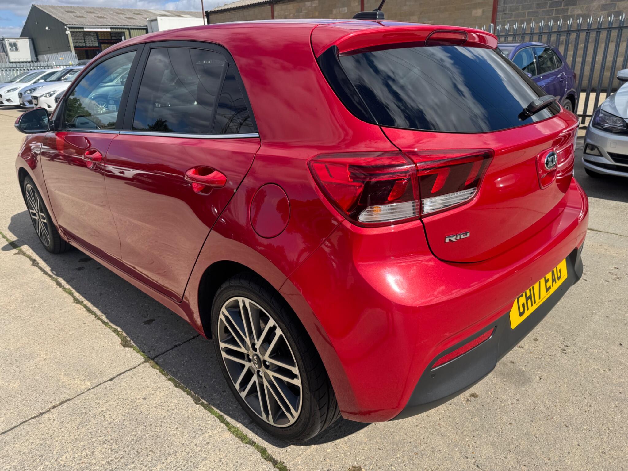 Kia Rio view 10