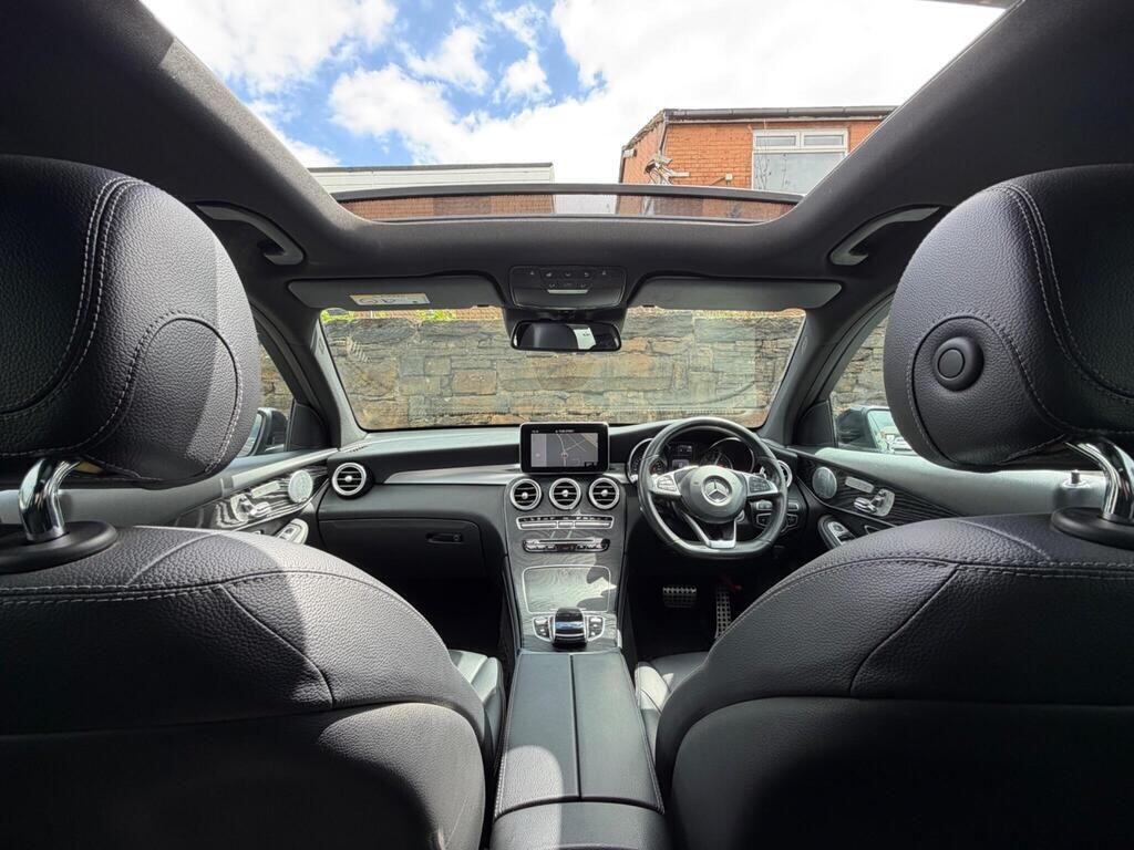 Mercedes-Benz GLC view 11